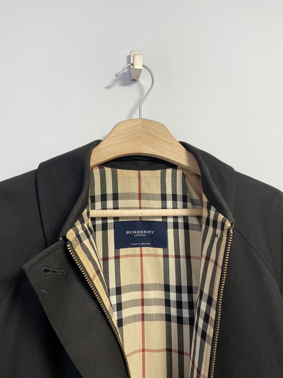 Burberry Burberry Vintage Black Style Coat Jacket Size M / US 6-8 / IT 42-44 - 13 Thumbnail