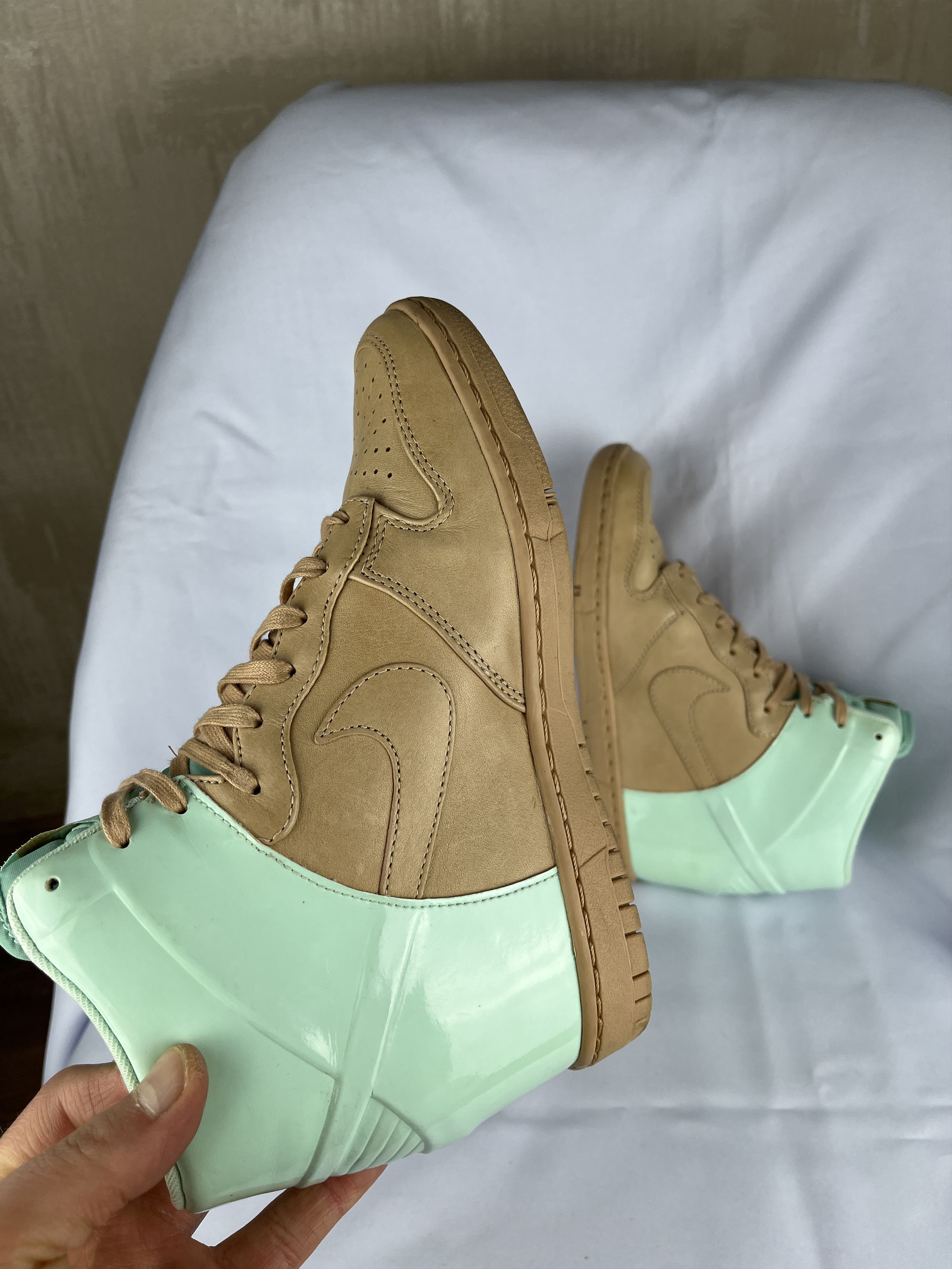 Nike Nike Dunk Sky High VT QS 'Vachetta Tan Arctic Green' Shoes Size US 6.5 / IT 36.5 - 9 Thumbnail