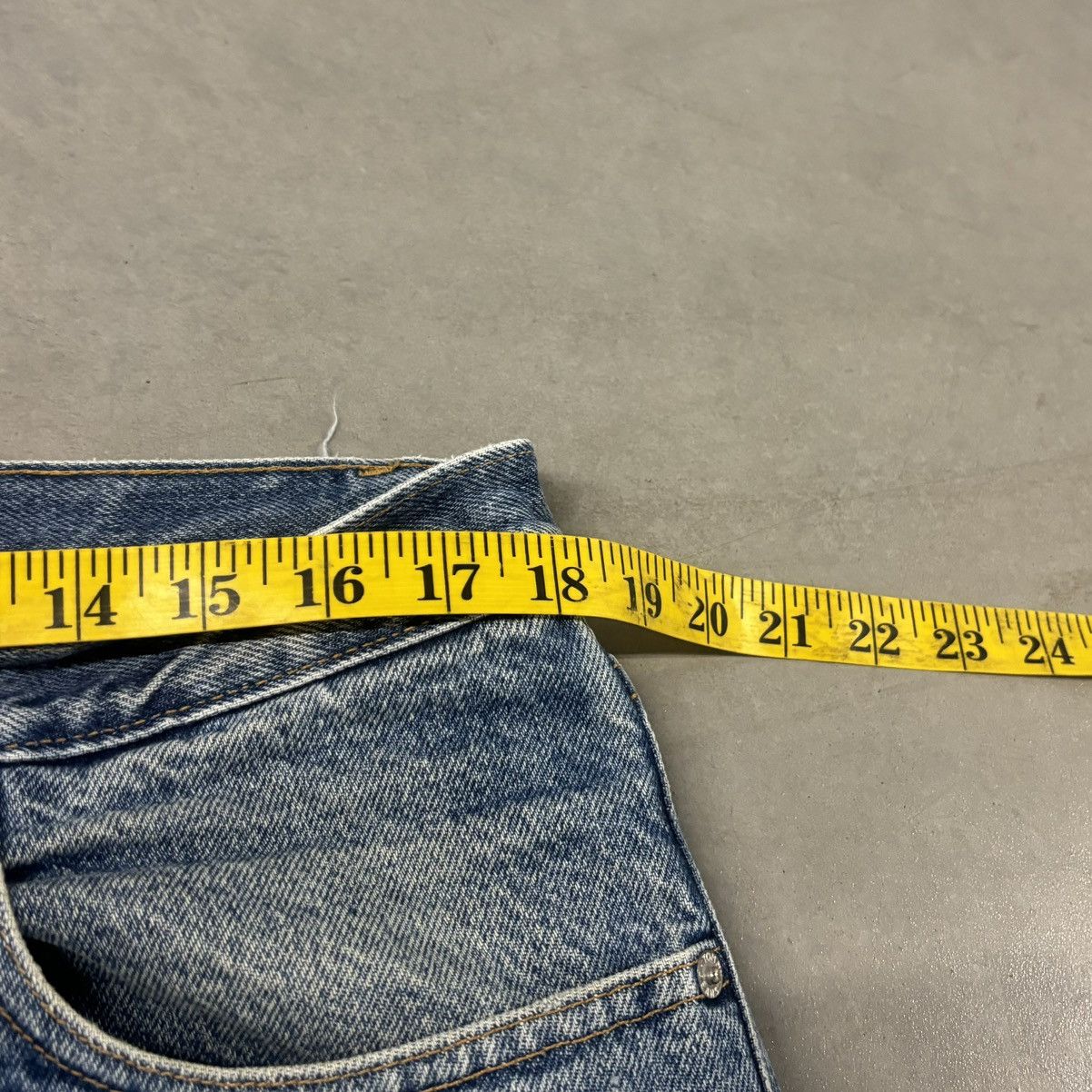 Other Vintage Baggy Tommy Jorts Size US 36 / EU 52 - 6 Thumbnail