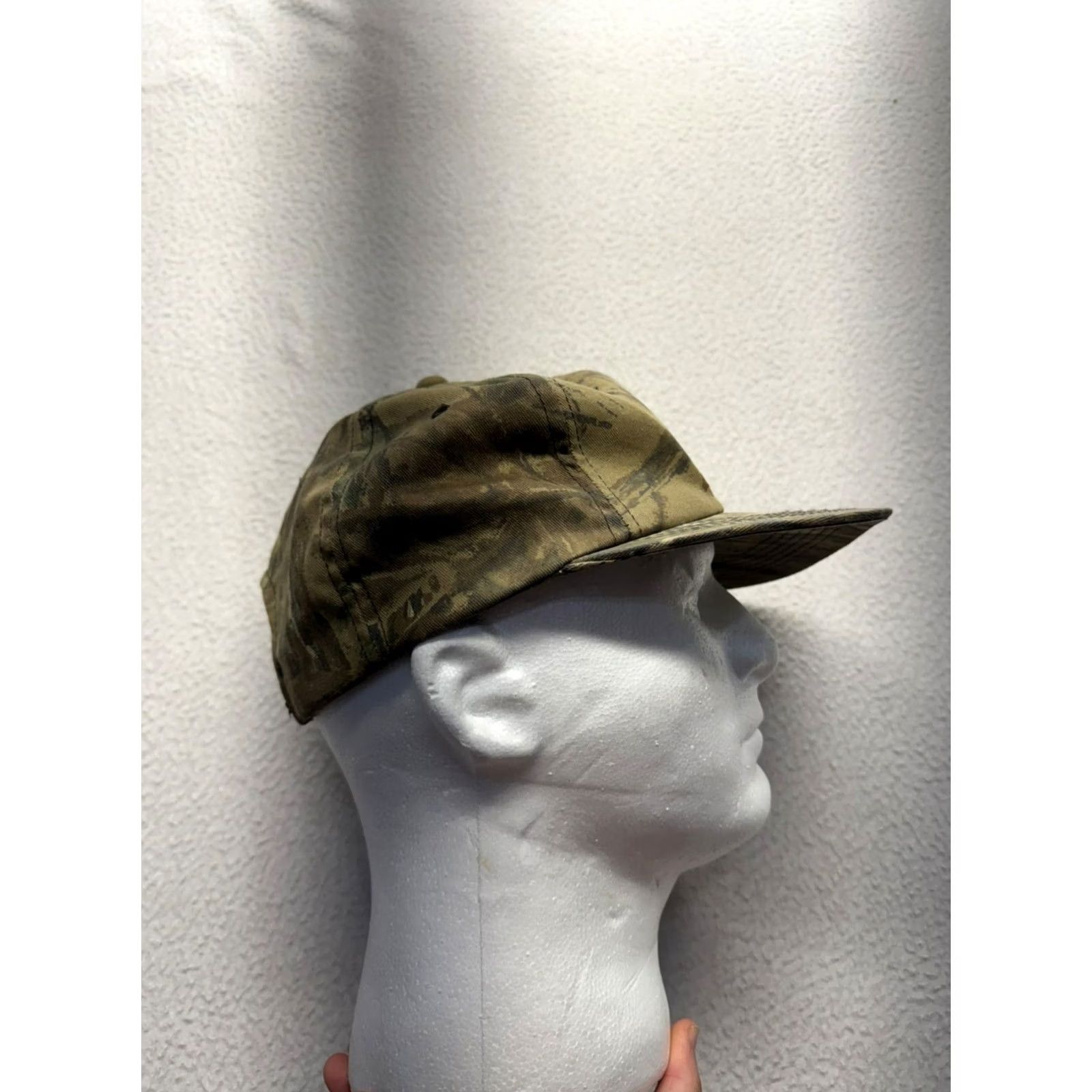 Realtree VINTAGE Realtree Camouflage Hat Duck Embroidery Camouflage Baseball Cap Men's Osfm Green Hunting Pre-Owned Like New Size ONE SIZE - 4 Thumbnail