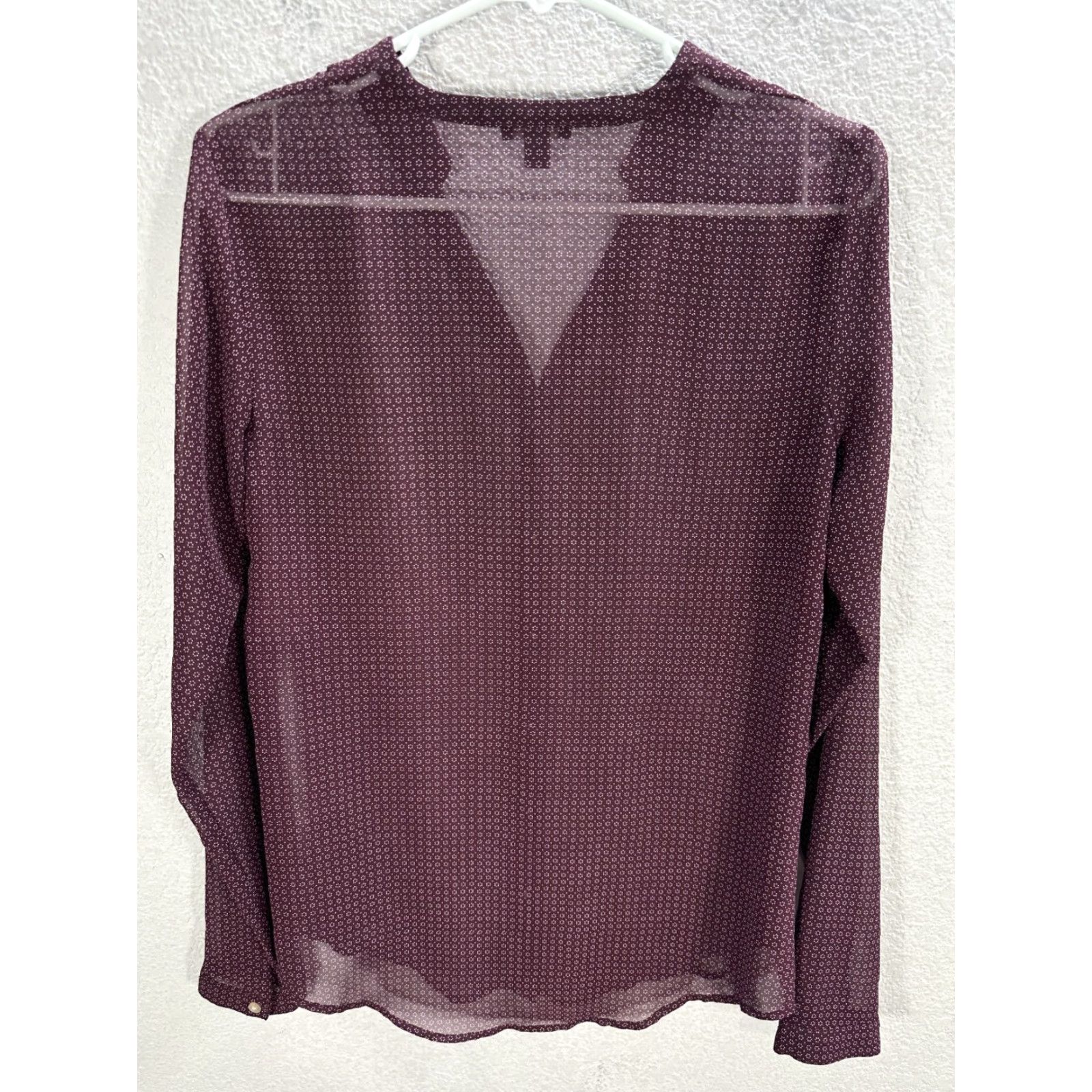 Ann Taylor Ann Taylor Burgundy Polka Dot Sheer Shirt Long Sleeve Lightweight V-Neck Sz 0T Shirt Women Blouse Polo-dot N/A Size XS / US 0-2 / IT 36-38 - 5 Thumbnail