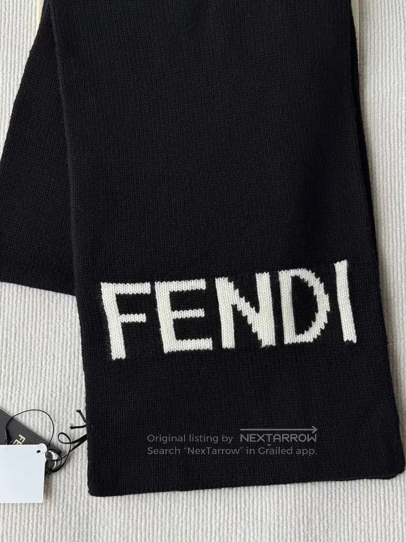 Fendi Fendi Black Woolen Scarf Size ONE SIZE - 2 Thumbnail