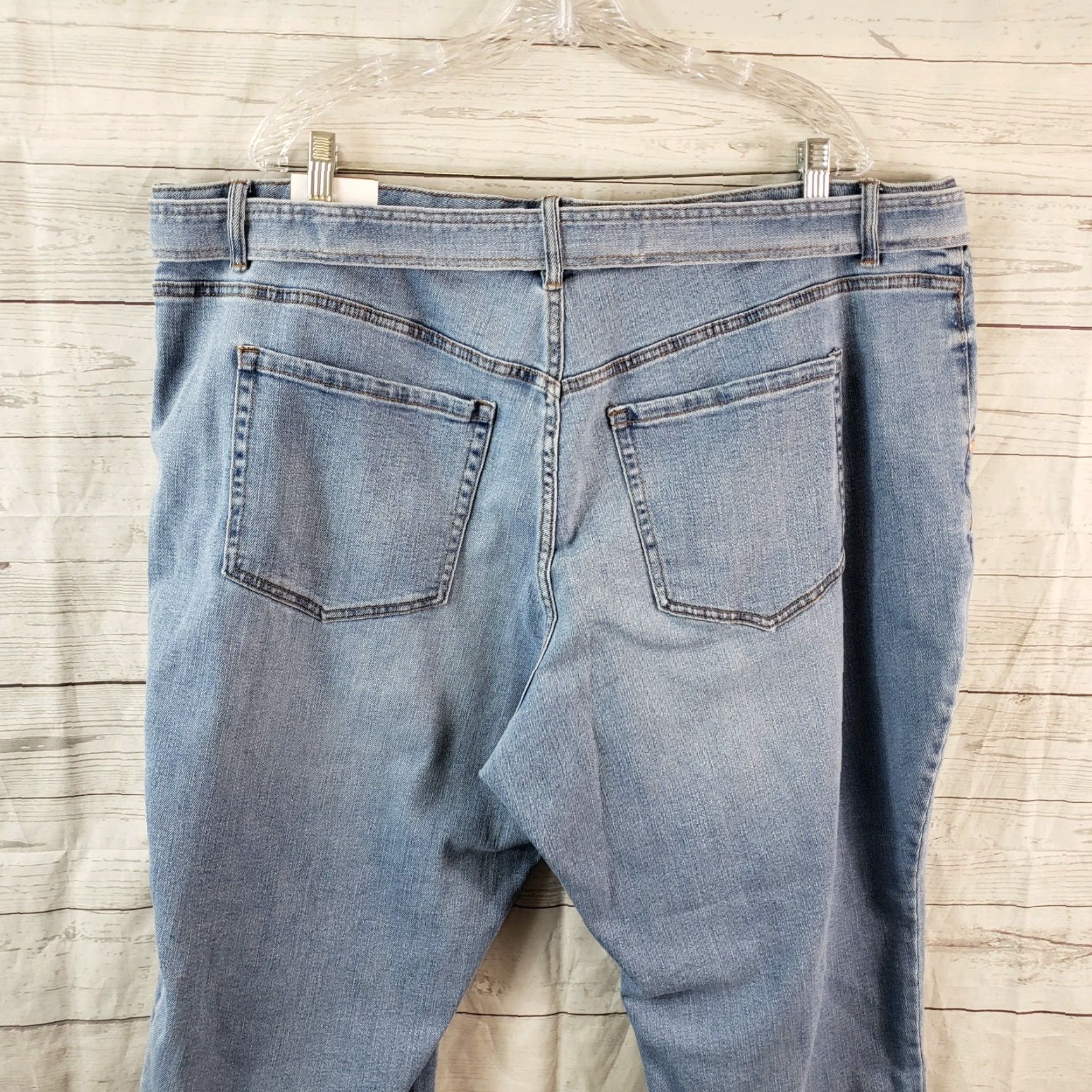 Vintage Lane Bryant Womens High Rise Cropped Jeans Sz 22 Blue Light Wash Belted Size 40" / US 18 - 4 Thumbnail