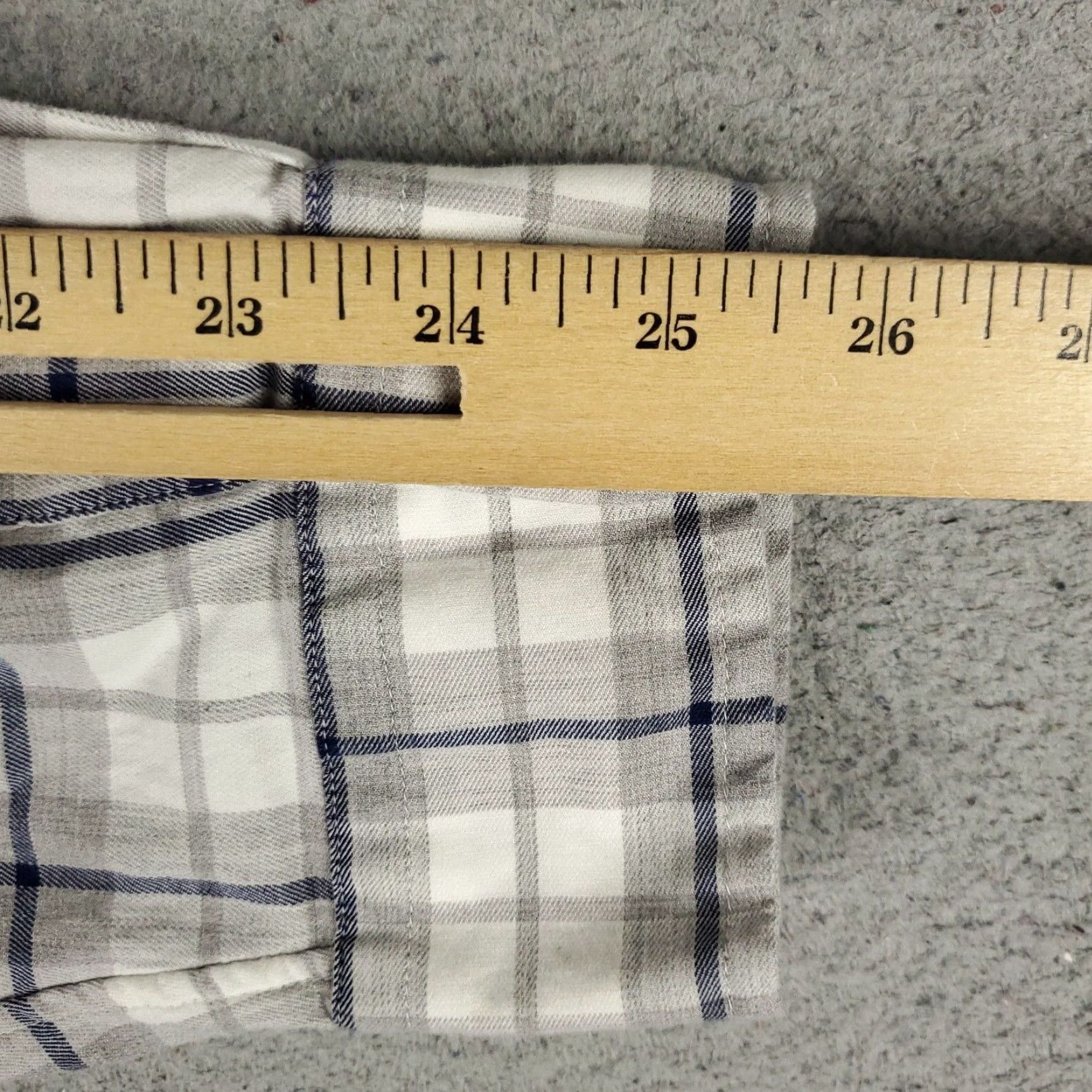 Vineyard Vines VINTAGE Vineyard Vines Shirt Men's XL Gray Plaid Button-Up Casual Shirt Size US XL / EU 56 / 4 - 7 Thumbnail