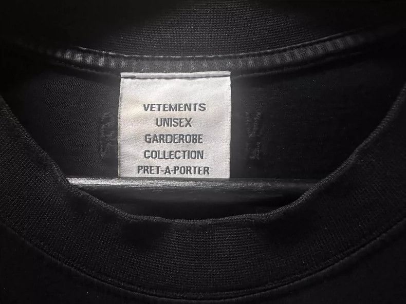 Vetements vetements Put up a slogan T-shirt Size US XS / EU 42 / 0 - 2 Thumbnail