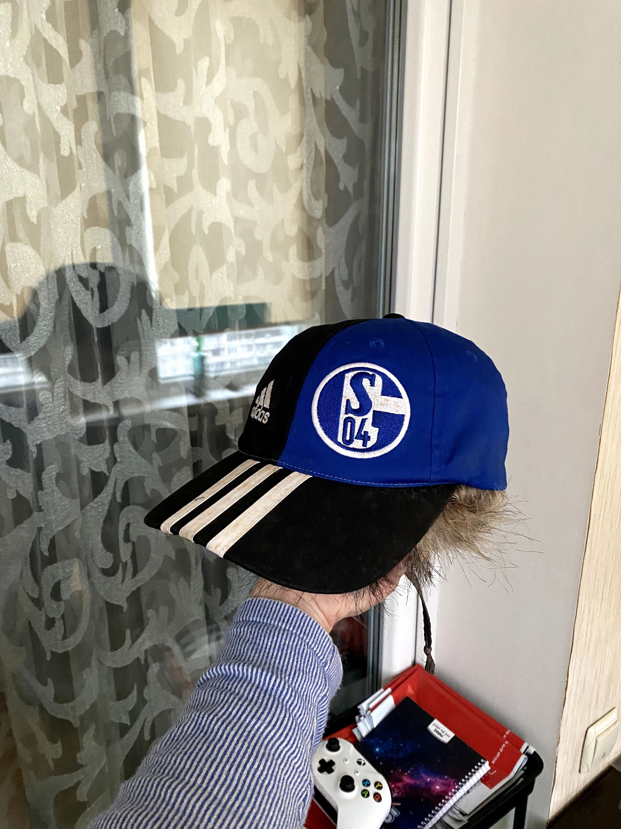 Adidas Retro 90s Adidas Schalke 04 Blue Stripe Cap Football Size ONE SIZE - 3 Thumbnail