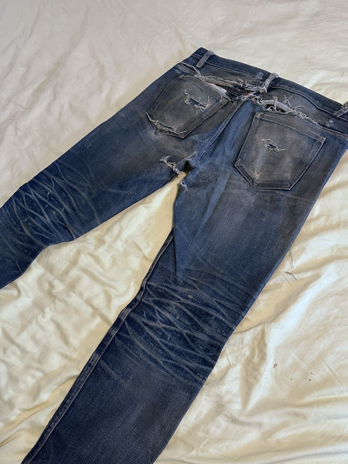 A.P.C. A.P.C. Petit Standard Distressed Indigo Denim Jeans Size 28 Size US 28 / EU 44 - 9 Thumbnail