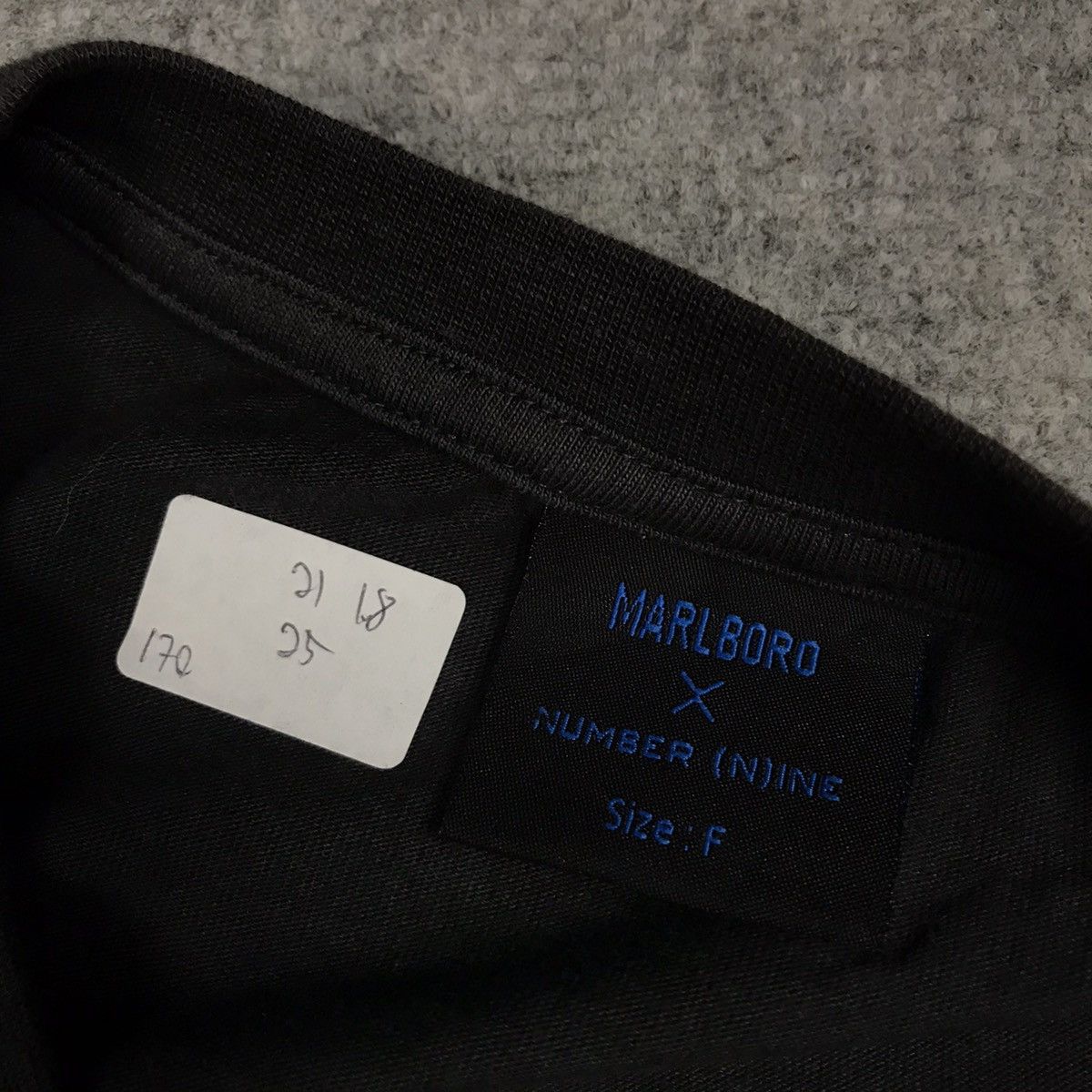 Japanese Brand × Number (N)ine NUMBER NINE X MARLBORO DESIGN BIG MOON DRAK GRAY TSHIRT Size US M / EU 48-50 / 2 - 12 Thumbnail