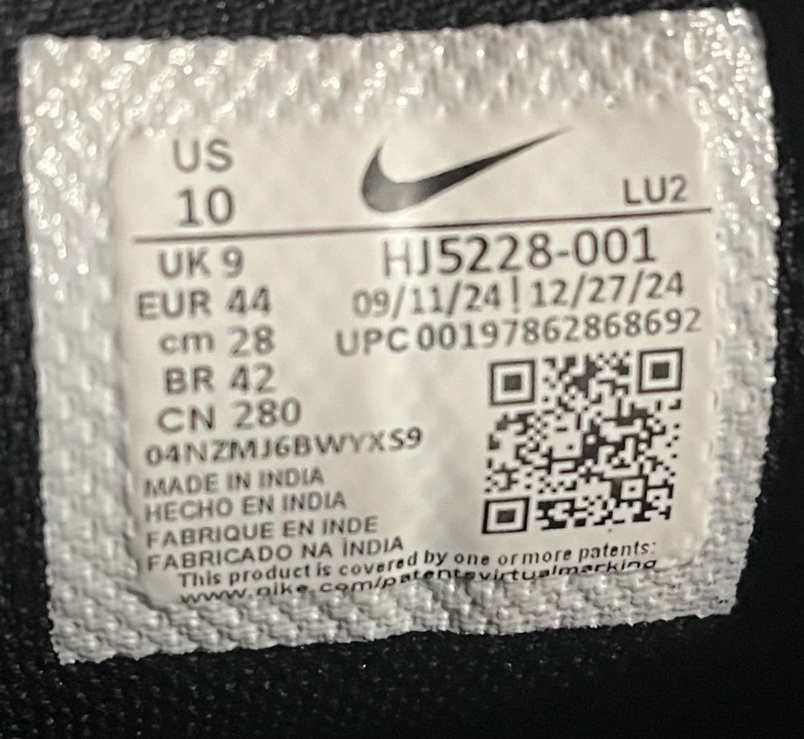 Nike Nike V2K Run Triple Black Anthracite Running Shoes Size US 10 / EU 43 - 6 Thumbnail