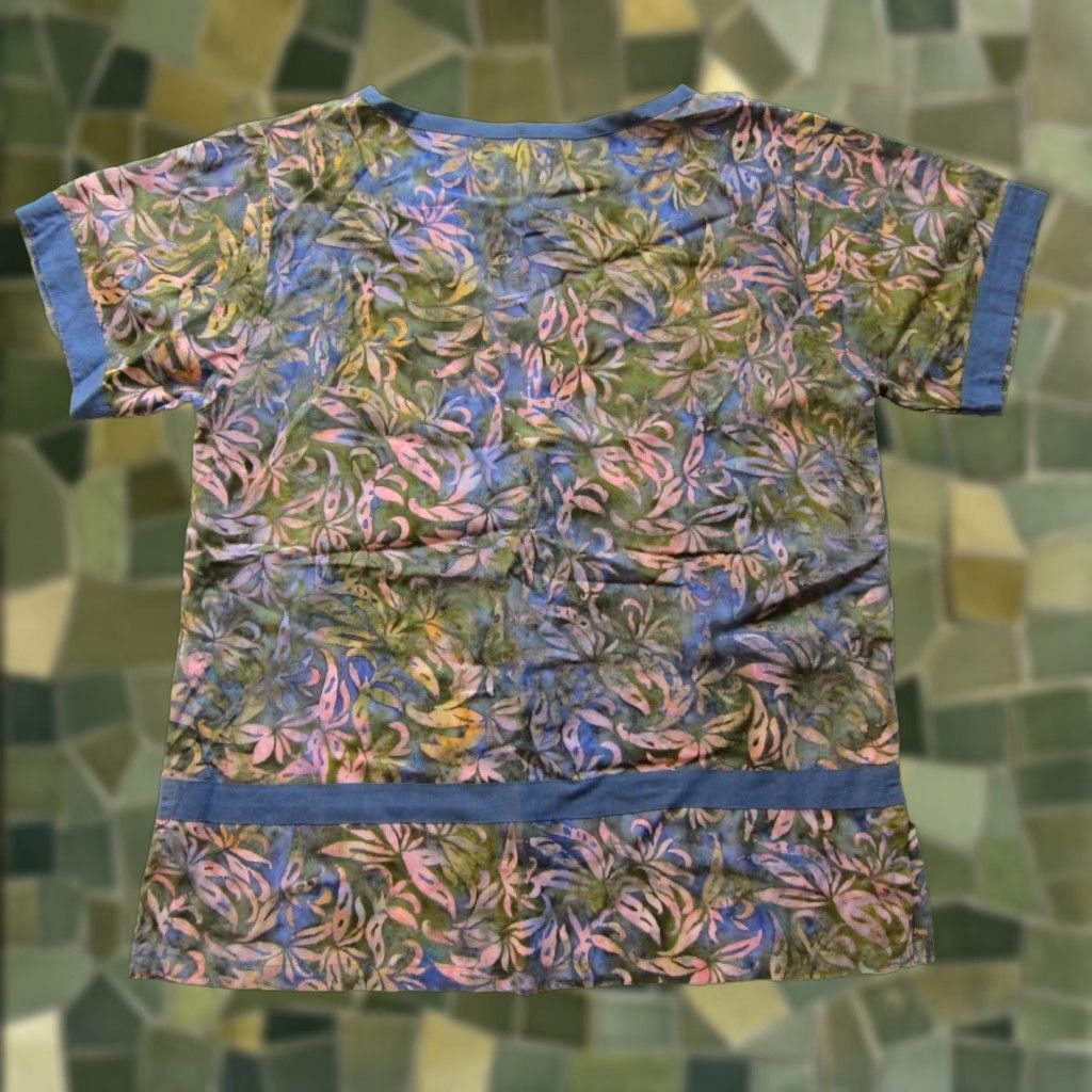 Pinko VINTAGE Many Hands Trading Blouse Shirt Womens M Pink Floral Short Sleeve Rayon Tunic Size M / US 6-8 / IT 42-44 - 1 Thumbnail