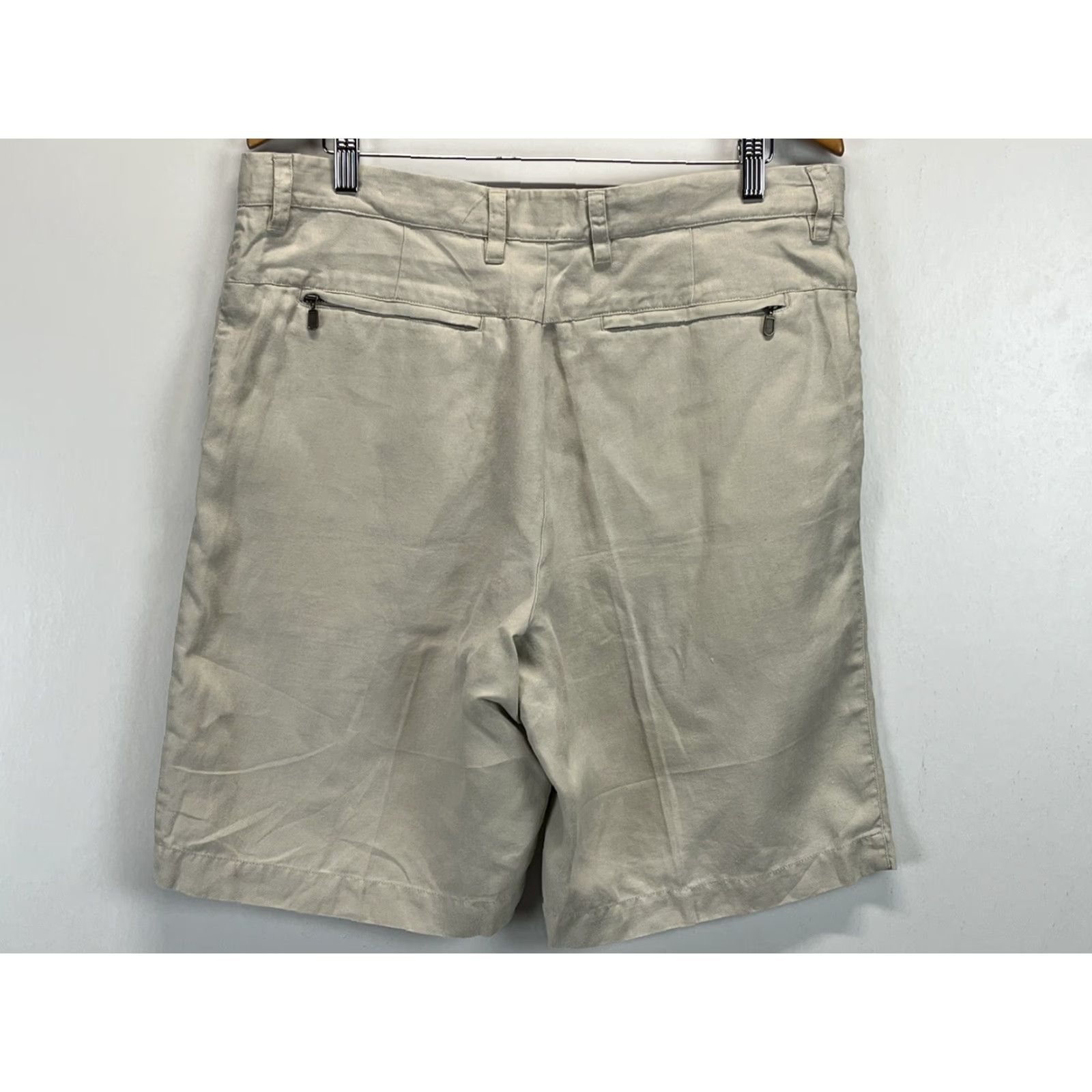Tommy Bahama Tommy Bahama Shorts Bermuda Linen 100% Flat Front Beige 36 Men GUC Paradise Nation Mens Size US 36 / EU 52 - 2 Thumbnail