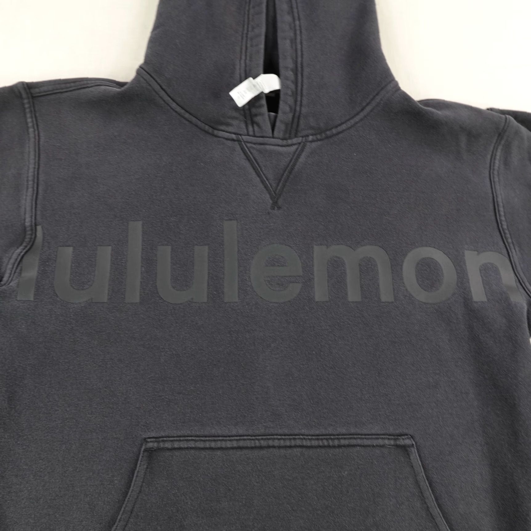Lululemon Lululemon Hoodie Womens 4 Black Pullover Sweatshirt Sweater Hooded Knit Sweatshirt Pullover Hoodie Black 4 Women Lululemon Activewear Pullover Hoodie Size S / US 4 / IT 40 - 3 Thumbnail