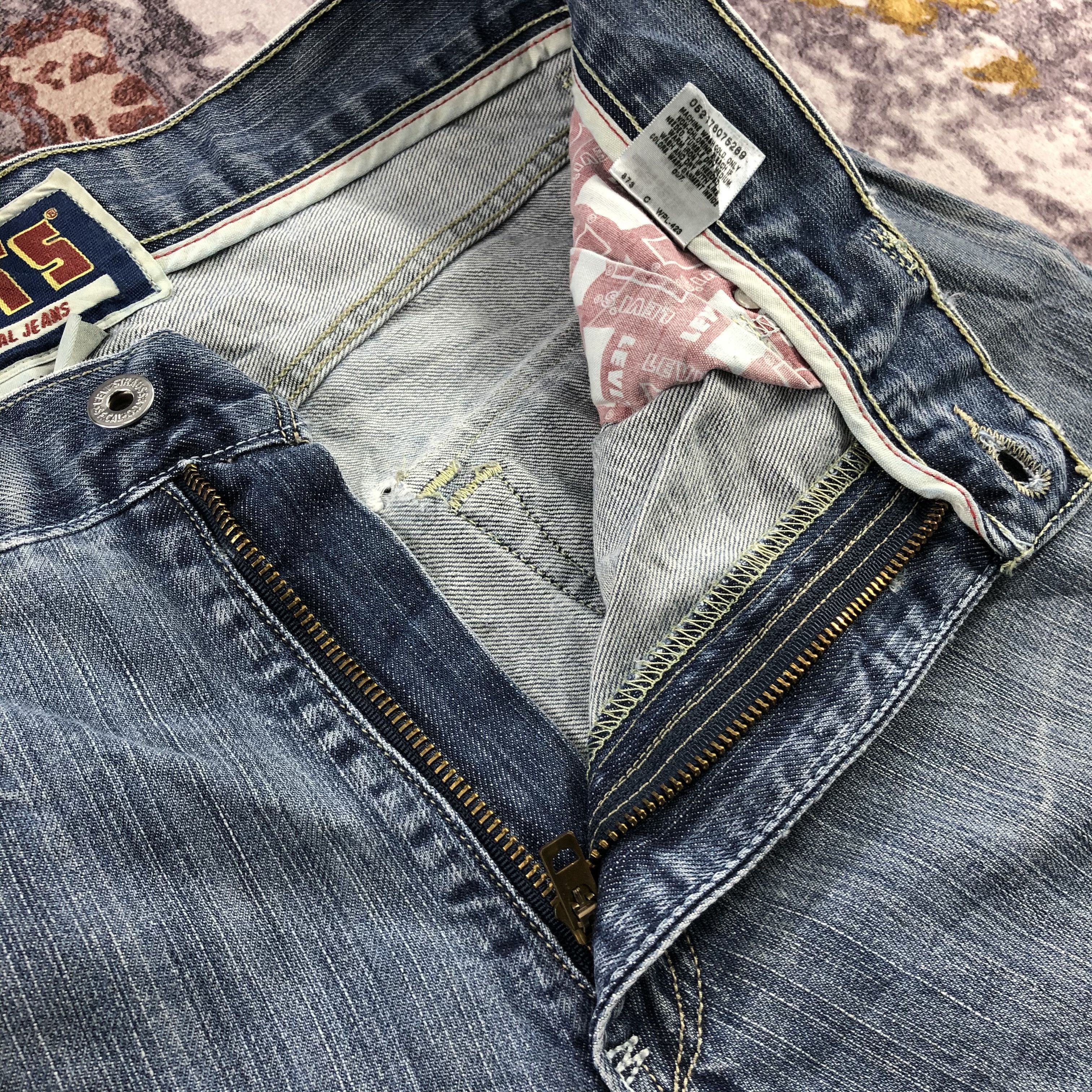 Levi's × Vintage Vintage Blue Wash Levis 569 Jeans-JM2942 Size US 34 / EU 50 - 13 Thumbnail