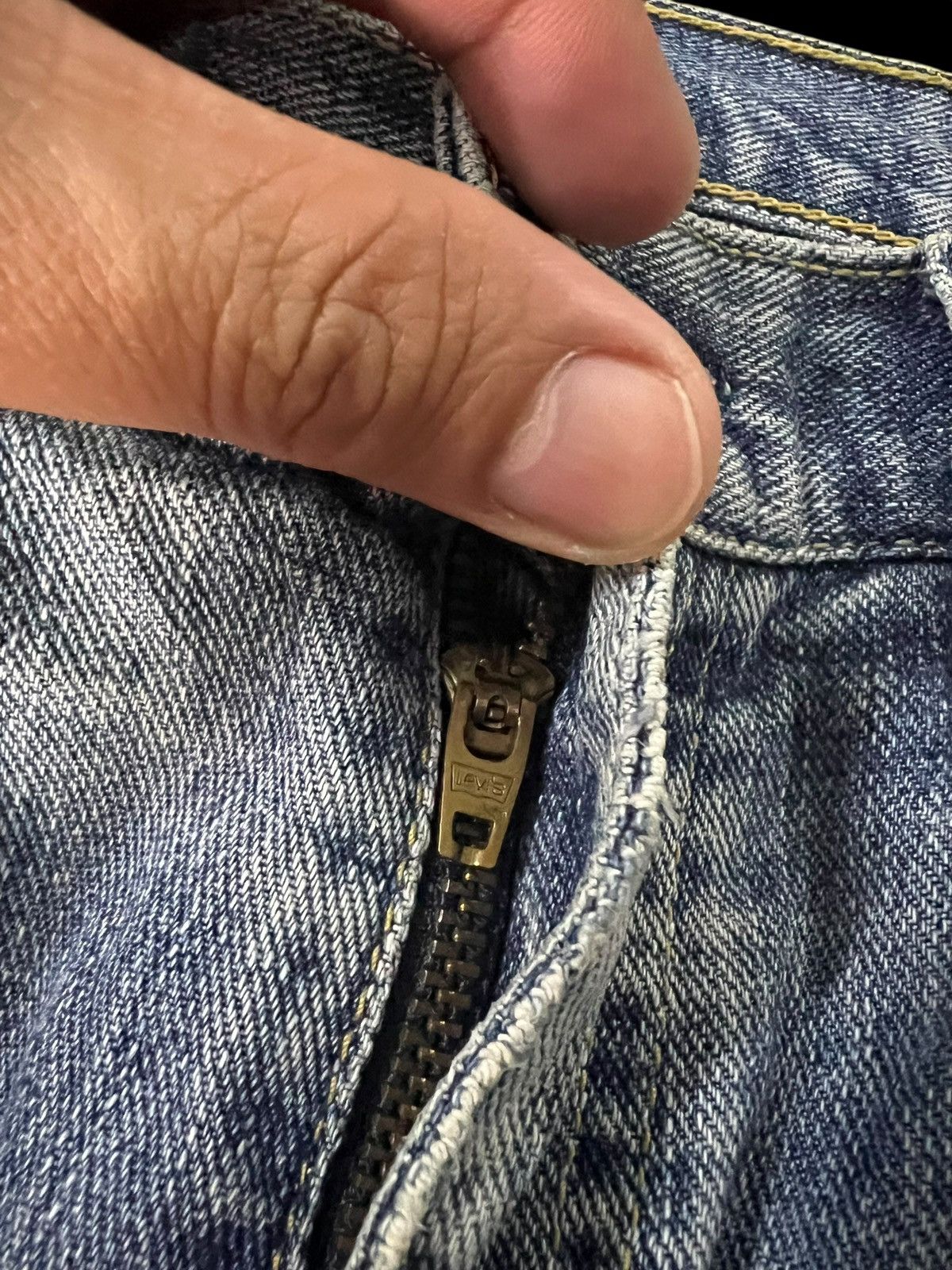 Levi's Vintage Levi’s 533 Distress Faded Denim Jean Size US 31 - 11 Thumbnail