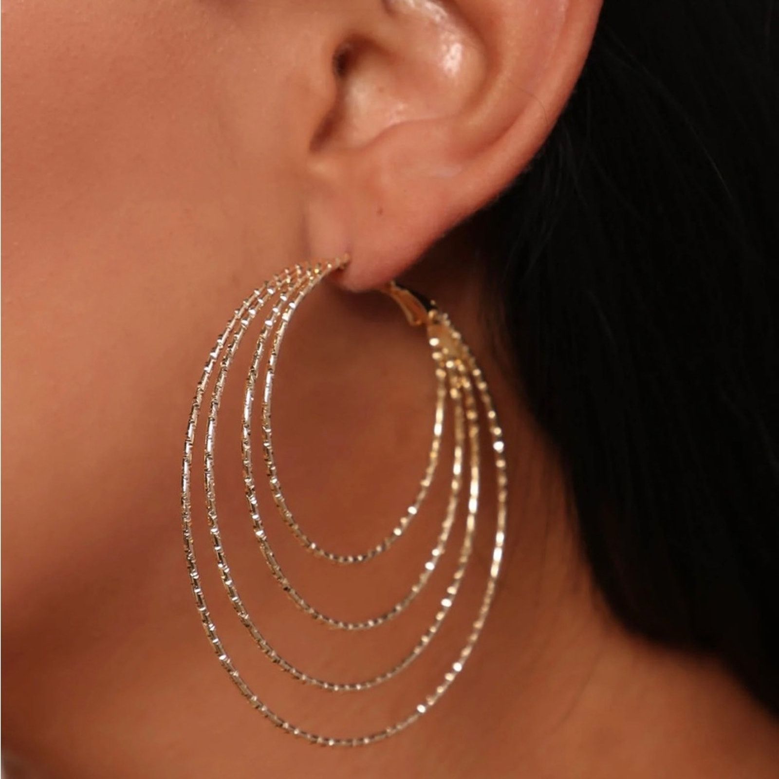 Other FASHION NOVA Made For You Hoop Earrings NWT Size ONE SIZE - 1 Thumbnail
