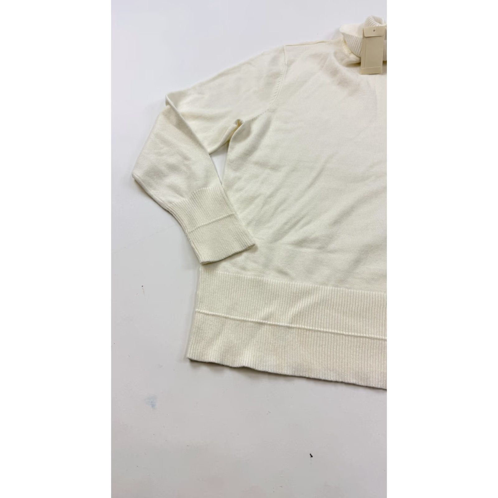 Vintage Christopher & Banks Sweater Womens S White Turtleneck Pullover Button Cuff Size S / US 4 / IT 40 - 3 Thumbnail