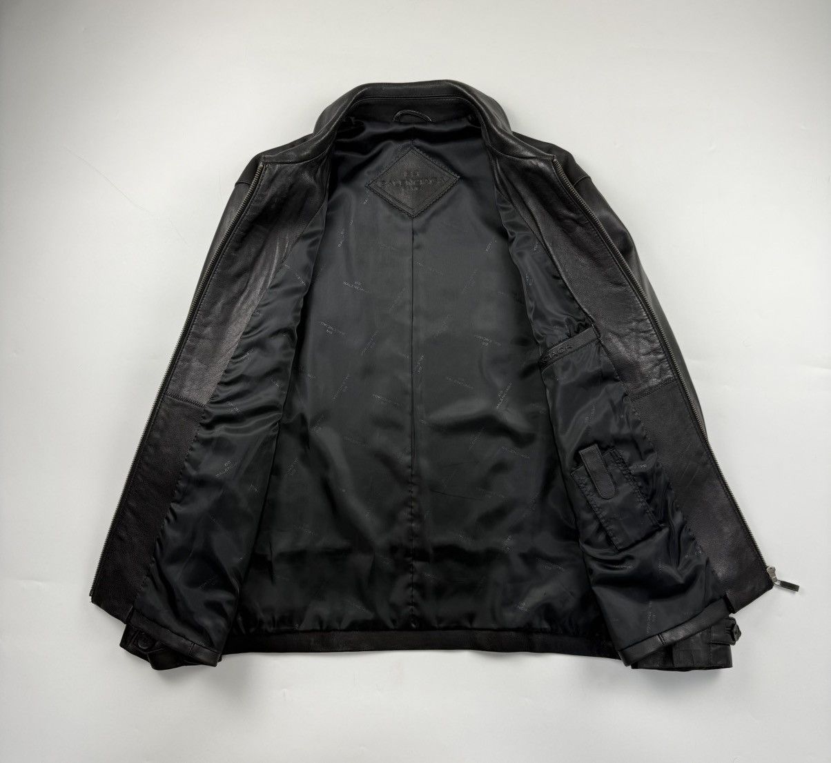 Balenciaga Vintage Balenciaga BB Logo Zip Up Leather Jacket Size US L / EU 52-54 / 3 - 3 Thumbnail