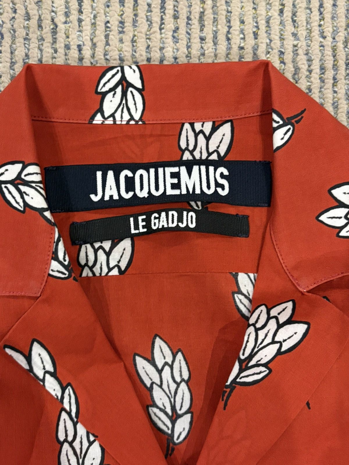 Jacquemus Le Gadjo Red Wheat Motif Short Sleeve Shirt Size US S / EU 44-46 / 1 - 3 Thumbnail