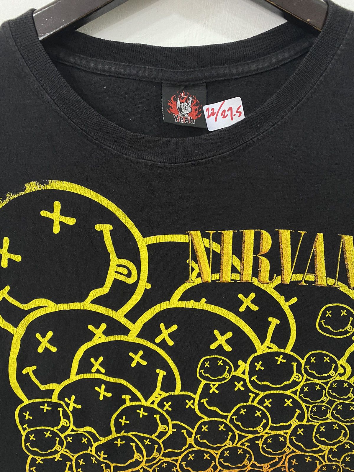 Band Tees 💥NIRVANA Smile Nevermind grunge band kurt cobain tee shirt Size US L / EU 52-54 / 3 - 3 Thumbnail