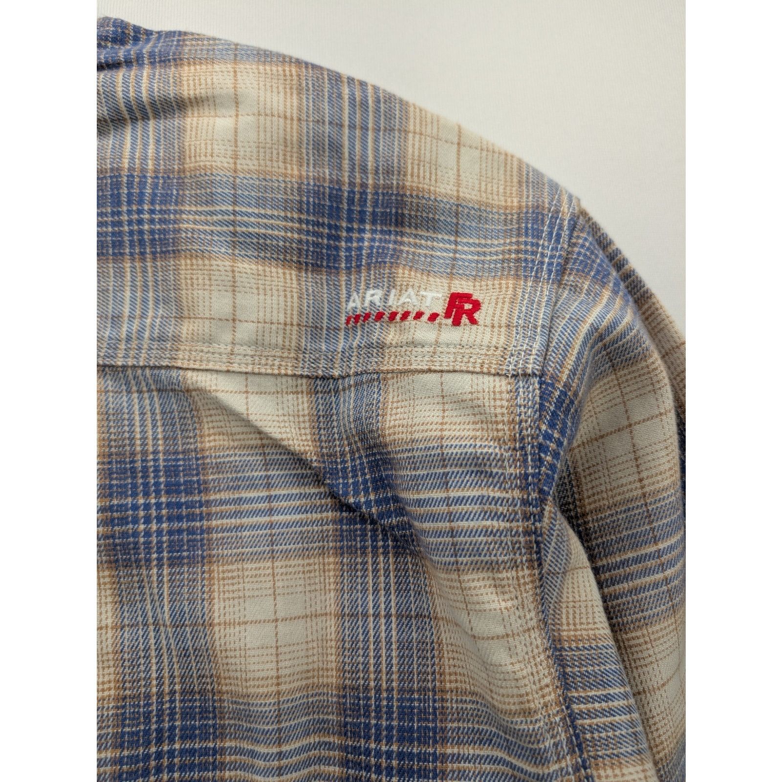 Ariat NWT Ariat FR Crenshaw Logo Work Shirt in Moon Beam Size XXL Size US XXL / EU 58 / 5 - 8 Thumbnail