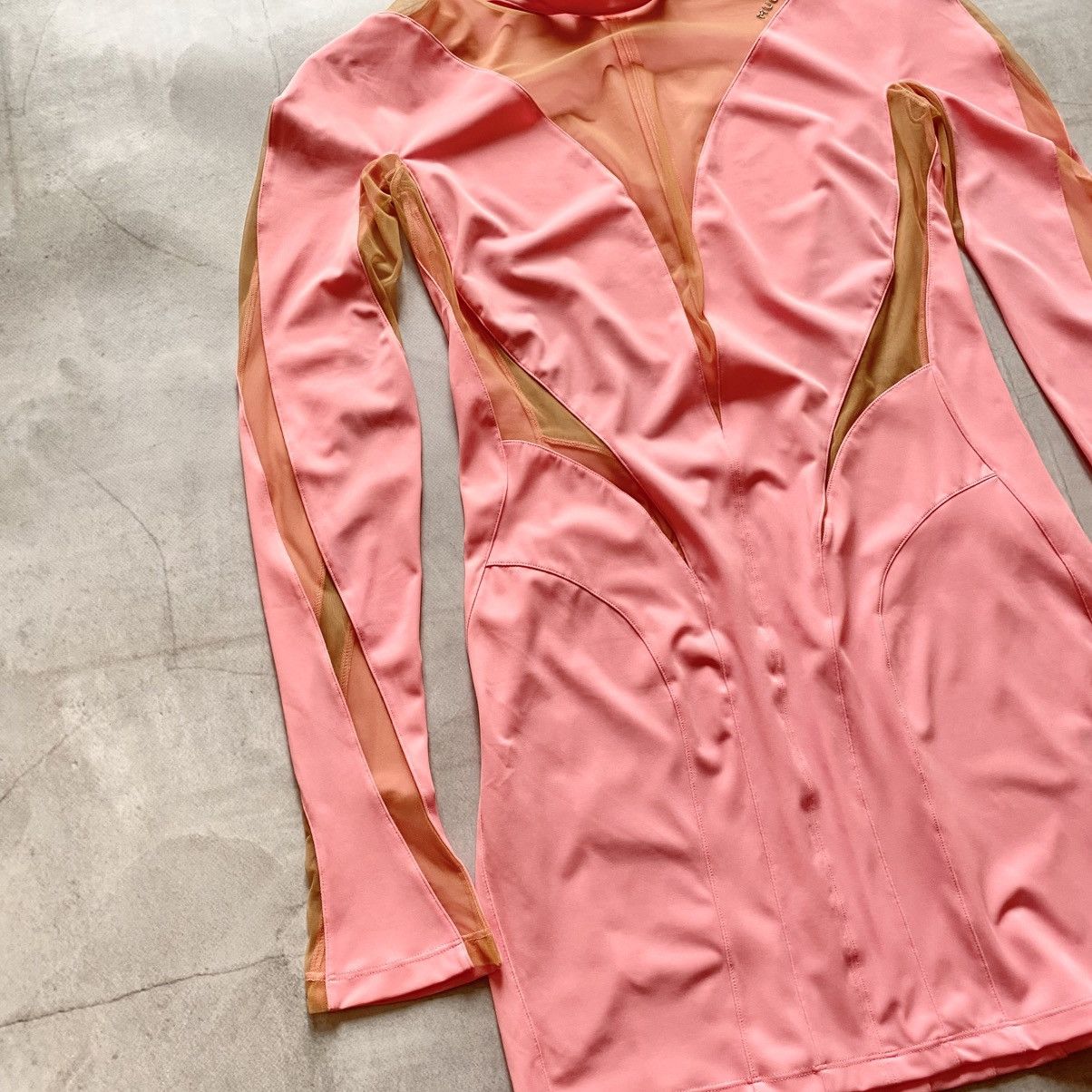 H&M × Mugler Mugler X H&M Mesh Panelled Mini Dress Pink Size L Size L / US 10 / IT 46 - 4 Thumbnail