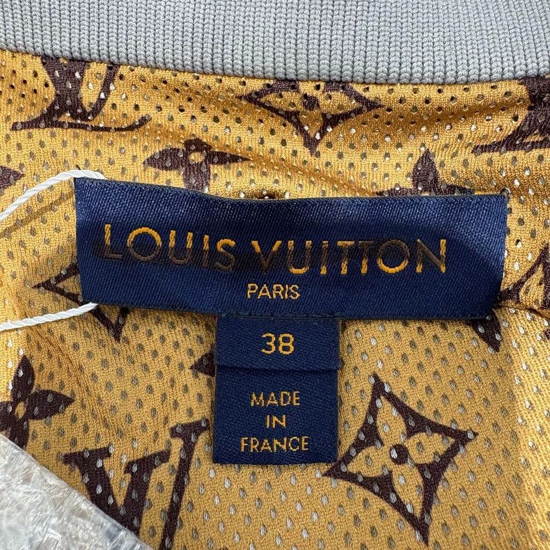 Louis Vuitton Louis Vuitton Titanium Empty Silver Full Print Jacket Size XS / US 0-2 / IT 36-38 - 7 Thumbnail