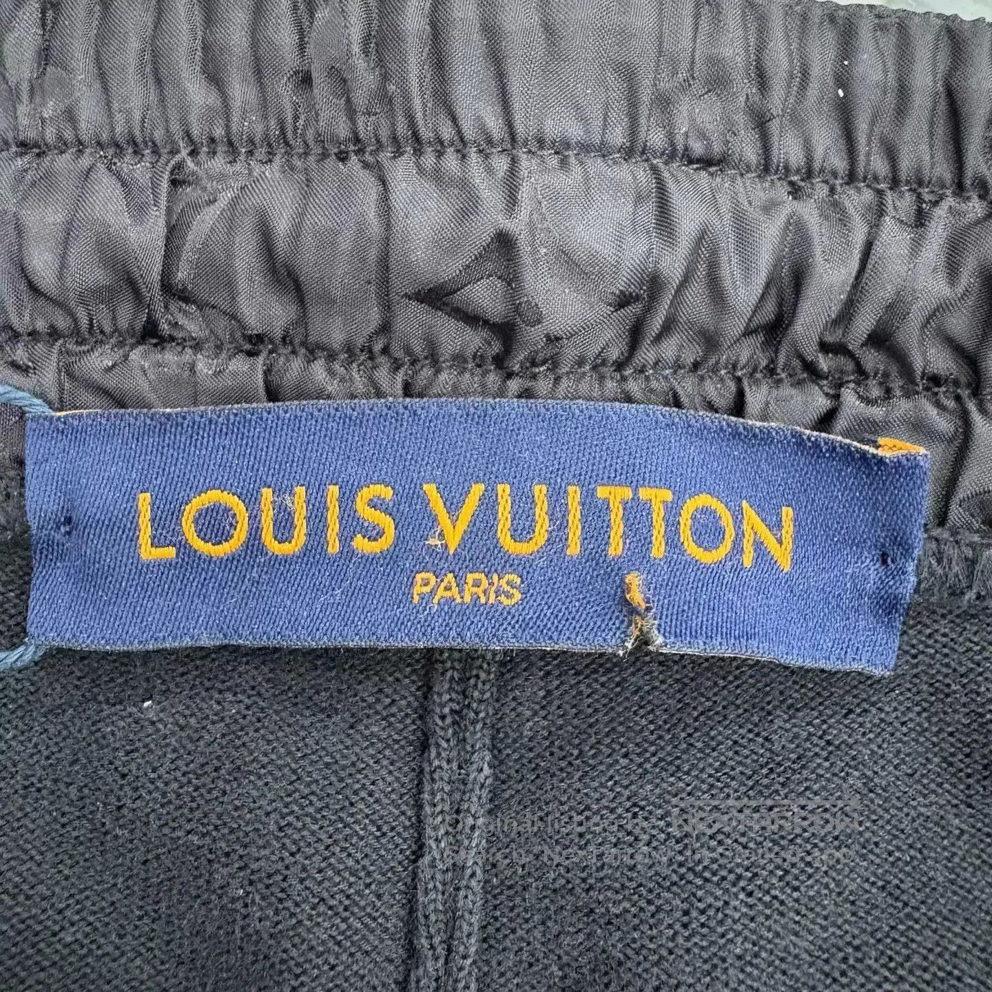 Louis Vuitton Black Drawstring Sweatpants Size 30. Size US 30 / EU 46 - 3 Thumbnail