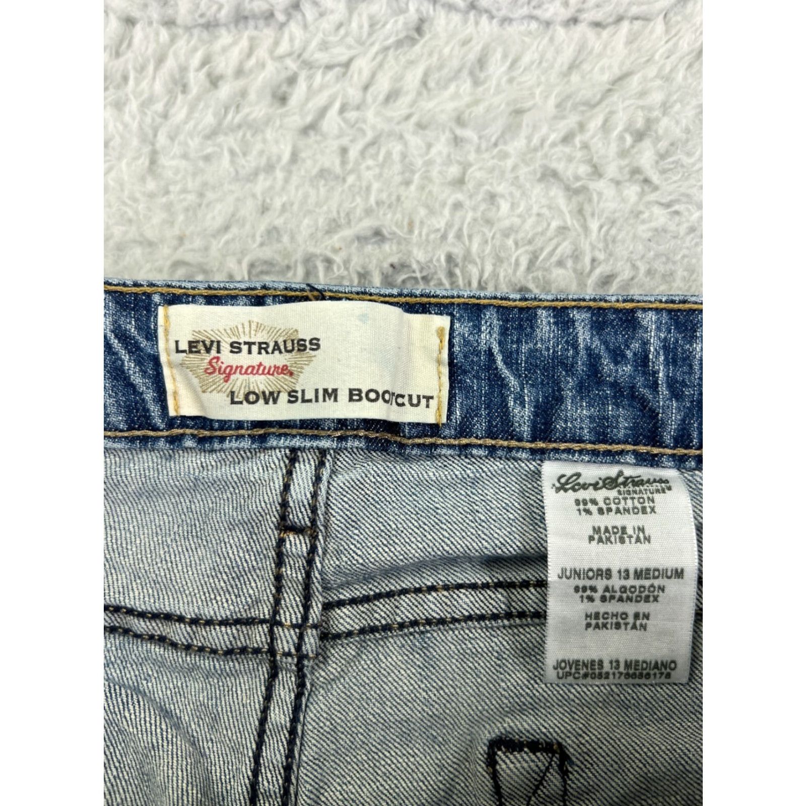 Levi's Levi's Jeans Juniors 13 Blue Denim Bootcut 31x31 Slimming 5-Pocket Cowboy Size 34" / US 12 / IT 48 - 6 Thumbnail
