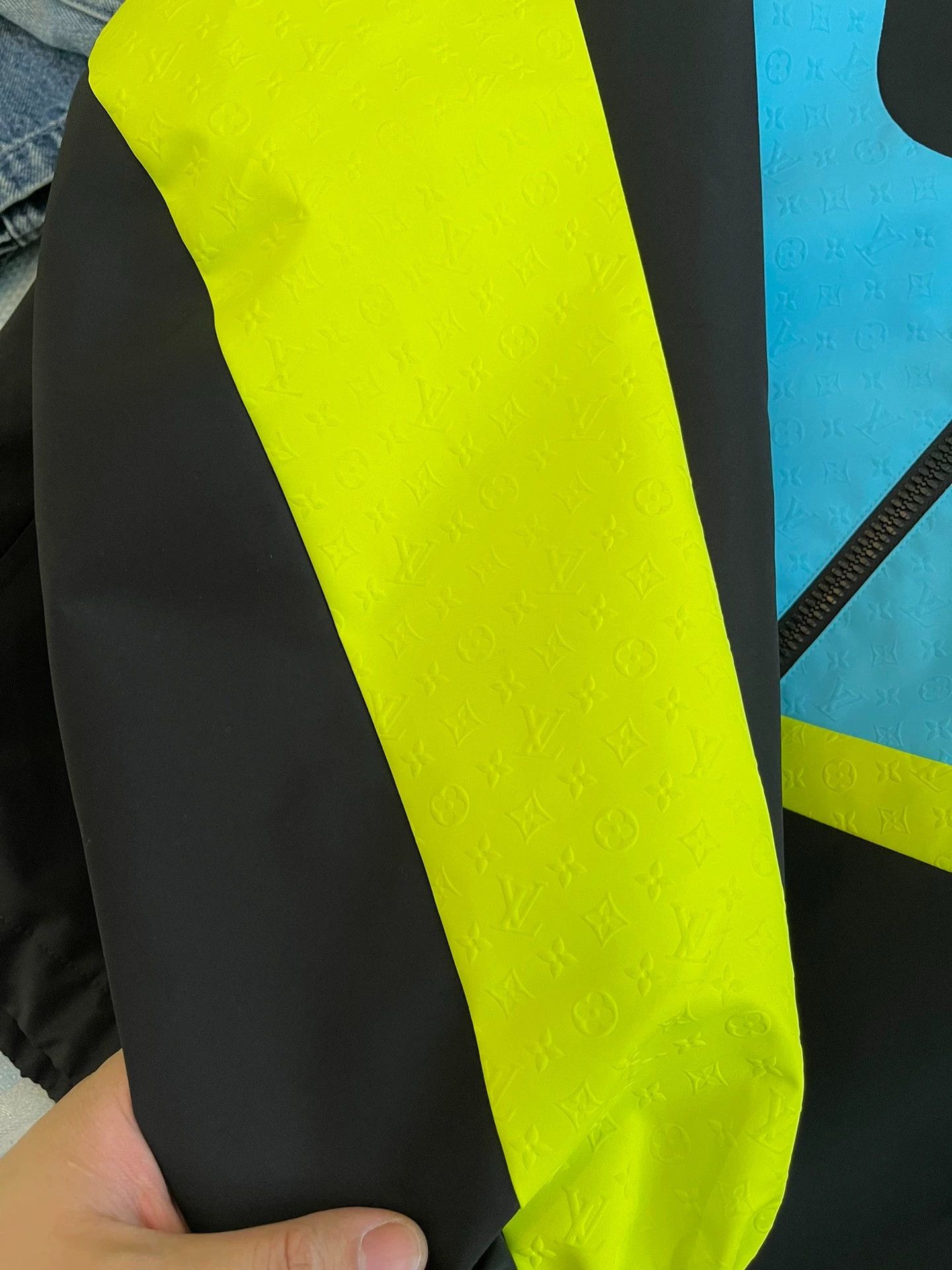 Louis Vuitton LV 2023 Color Blocked Full Logo Casual Jacket 48 Size US M / EU 48-50 / 2 - 5 Thumbnail
