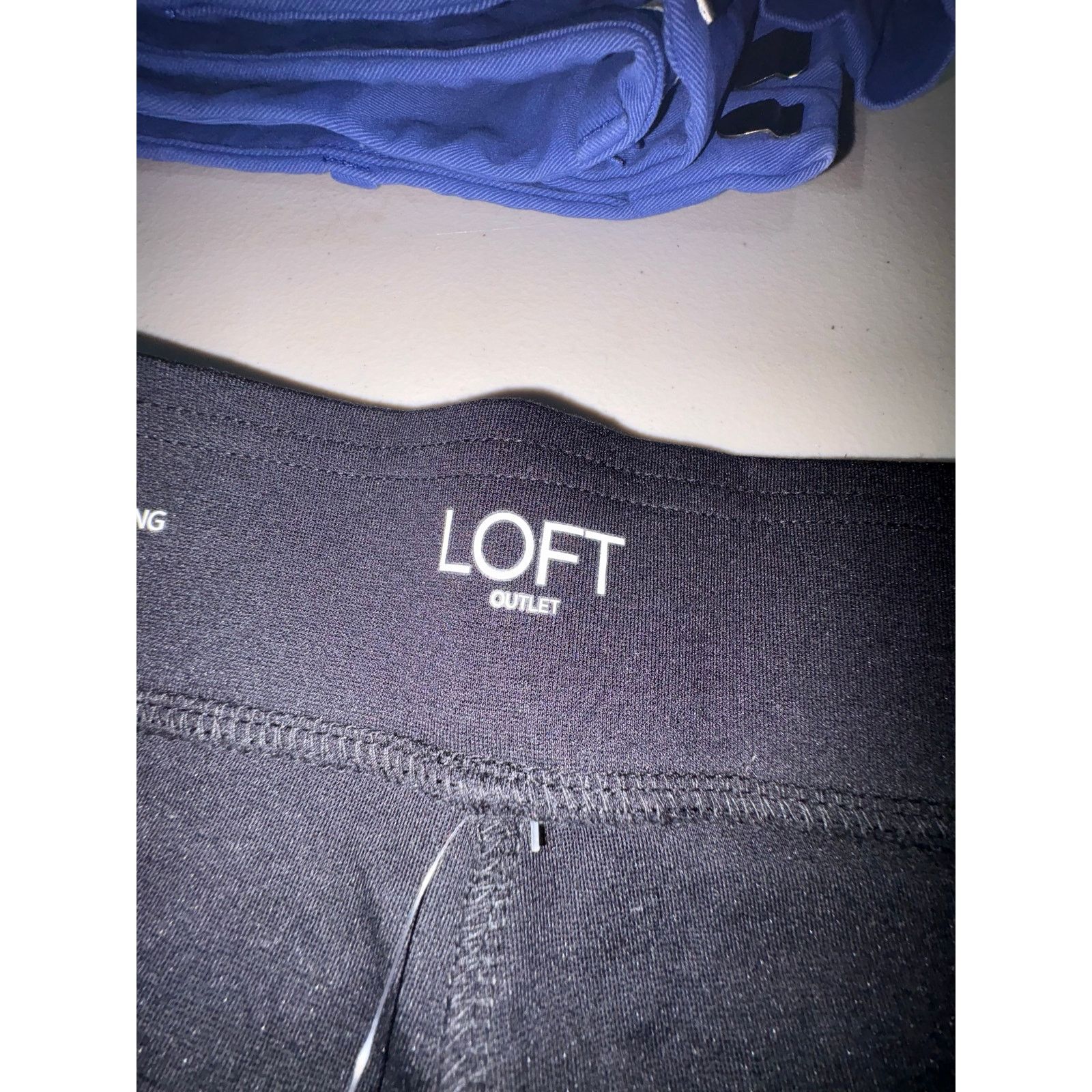Loft LOFT Outlet Black Leggings Women’s L Petite Mid Rise Pants Size 36" / US 14 / IT 50 - 4 Thumbnail