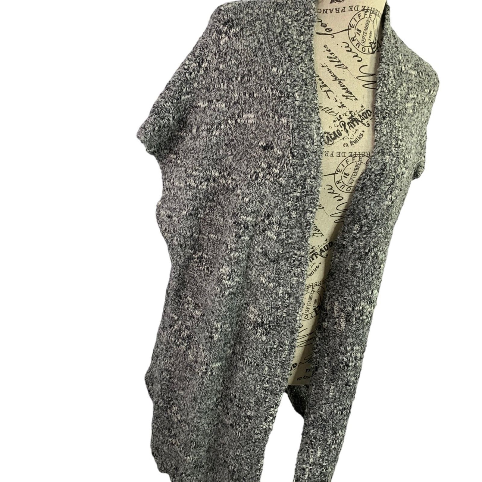 Tommy Bahama Tommy Bahama Women's Size Small Cardigan Sweater Wool Blend Size S / US 4 / IT 40 - 2 Thumbnail