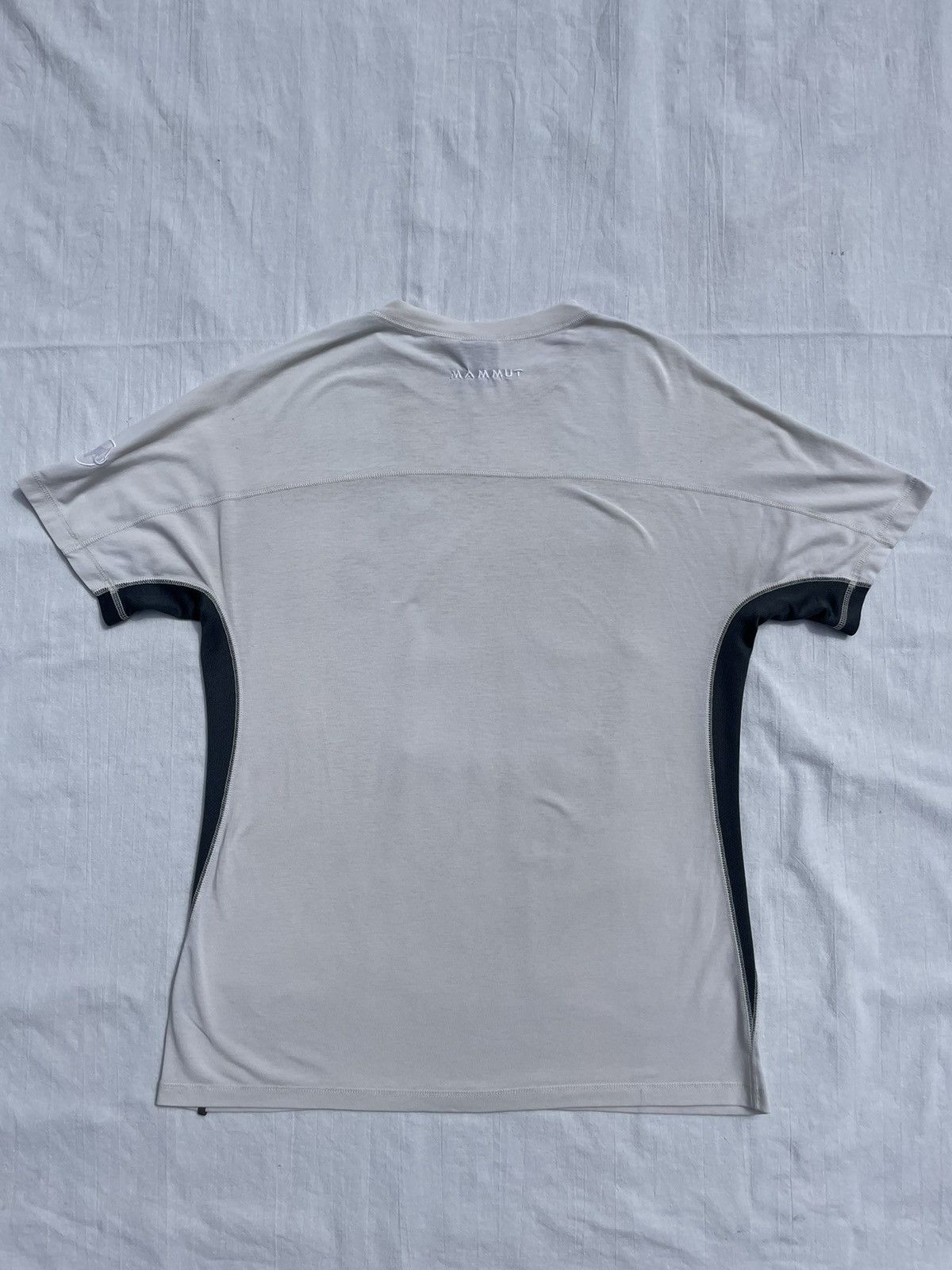 Mammut × Vintage Vintage Mammut T-Shirt Size US L / EU 52-54 / 3 - 6 Thumbnail