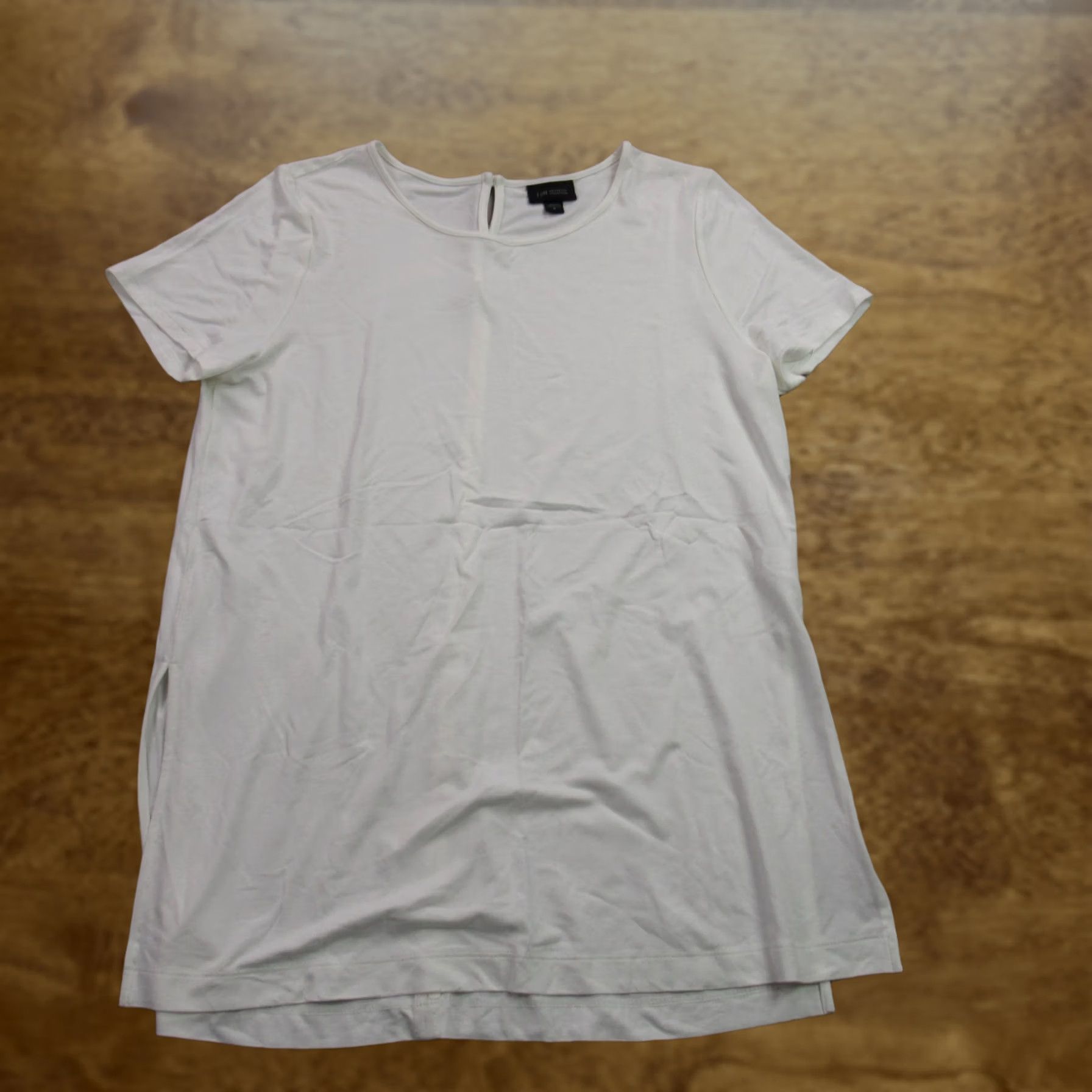 J. Jill J Jill Shirt Womens Medium Short Sleeve Casual Crew Neck White Lightweight Size M / US 6-8 / IT 42-44 - 1 Thumbnail