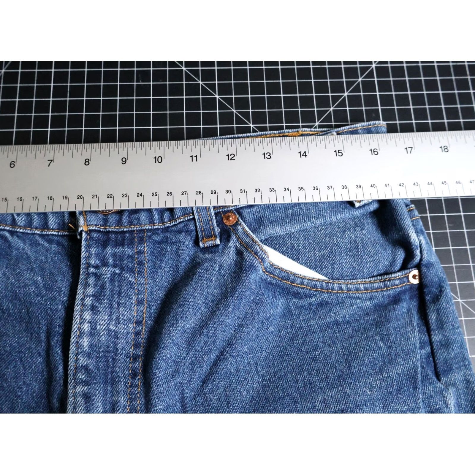 Levi's VINTAGE Levi's Jeans Main Selling Point 517 Bootcut Mens 32 x 28 Blue Orange Tab 90s Retro Size US 32 / EU 48 - 6 Thumbnail