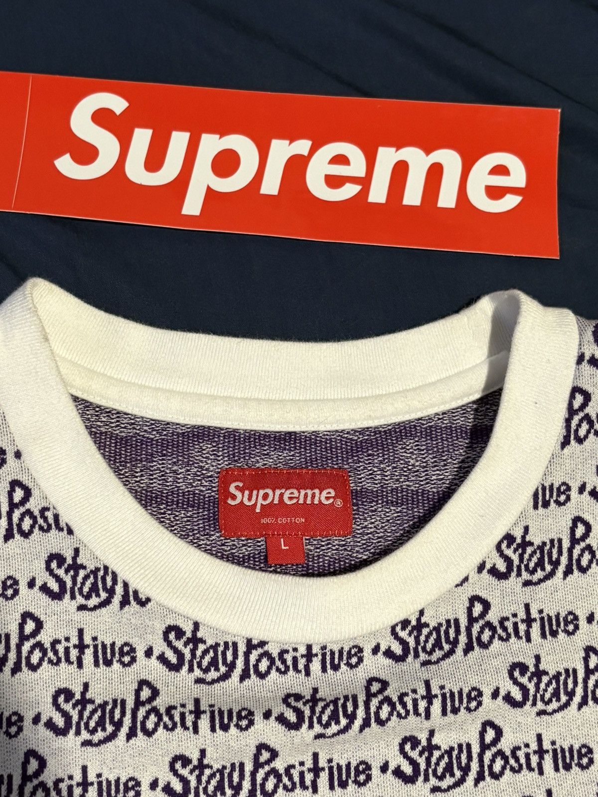 Supreme Supreme stay positive Size US L / EU 52-54 / 3 - 3 Thumbnail