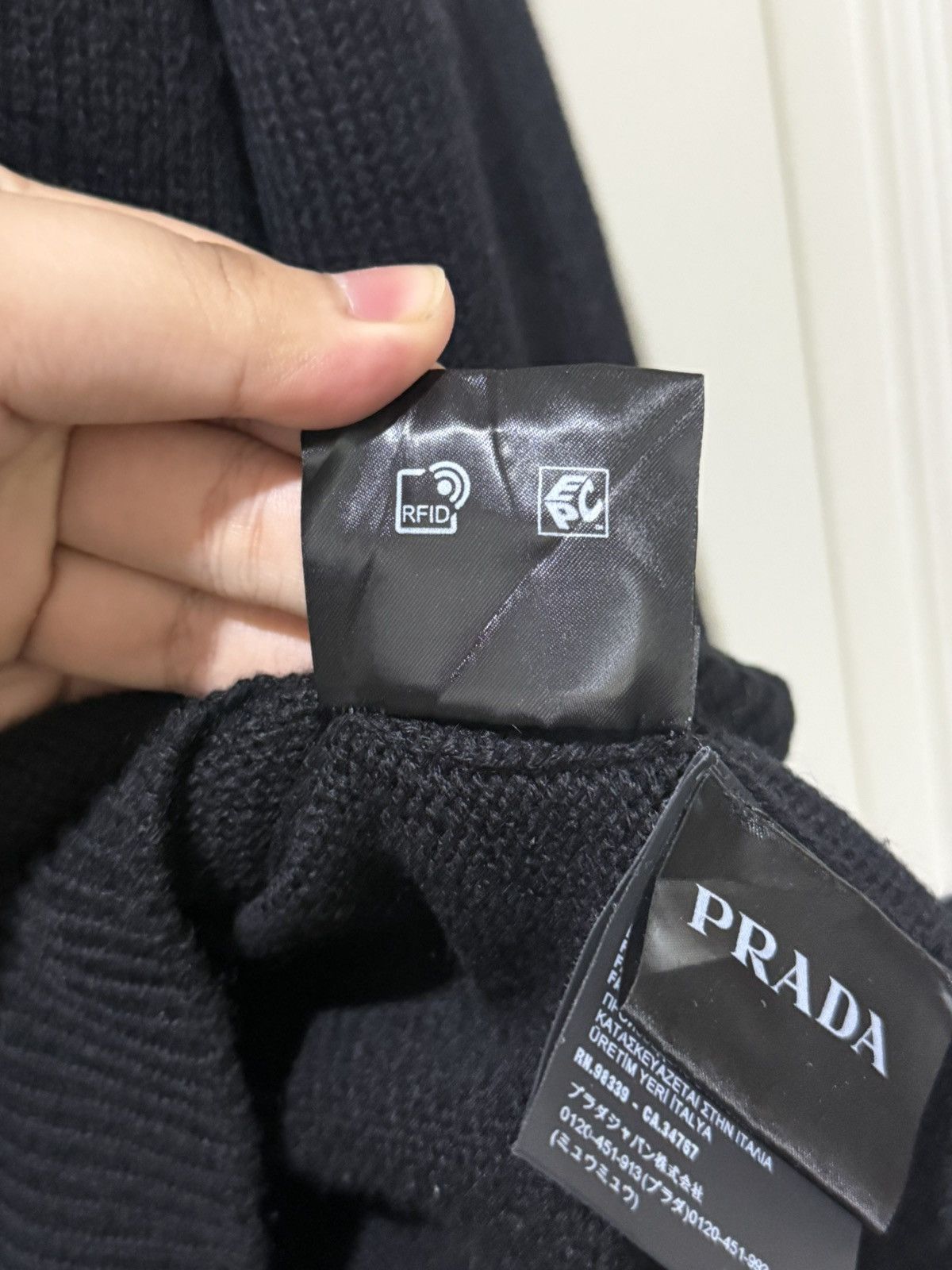 Prada Prada Cashmere Sweater Size US S / EU 44-46 / 1 - 7 Thumbnail