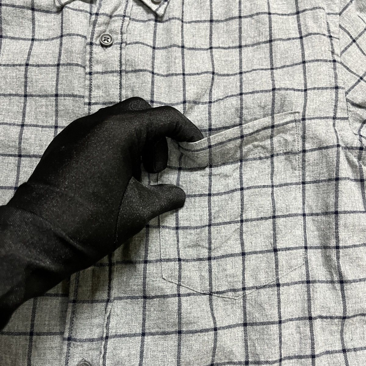 Japanese Brand × Uniqlo Uniqlo Grid Shirt Size US S / EU 44-46 / 1 - 3 Thumbnail
