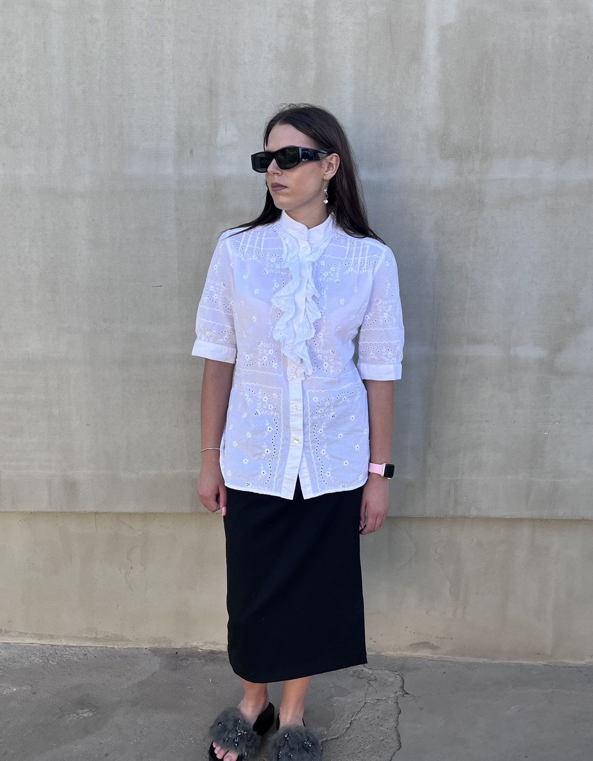Dolce & Gabbana Dolce & Gabbana White Eyelet Embroidered Blouse Ruffle Front Size M / US 6-8 / IT 42-44 - 3 Thumbnail
