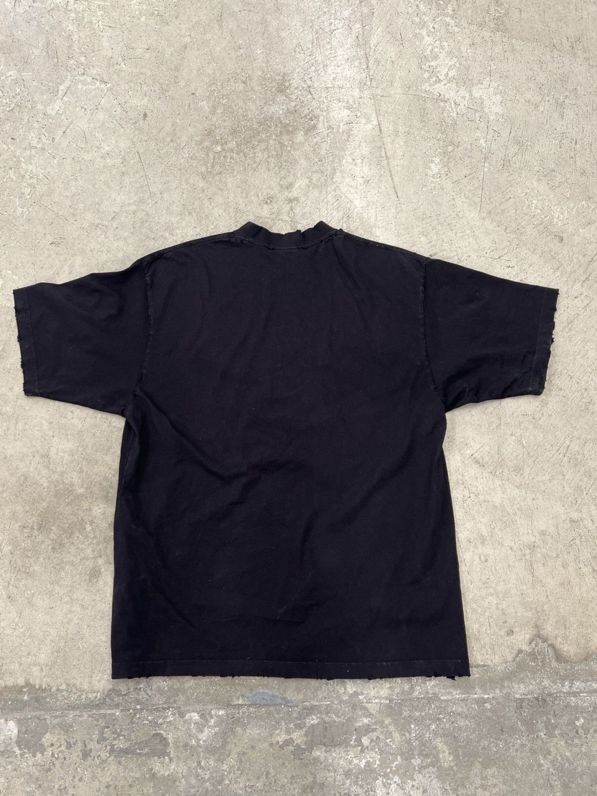 Balenciaga Balenciaga Valentine's Day Limited Edition T-Shirt Size US S / EU 44-46 / 1 - 2 Thumbnail