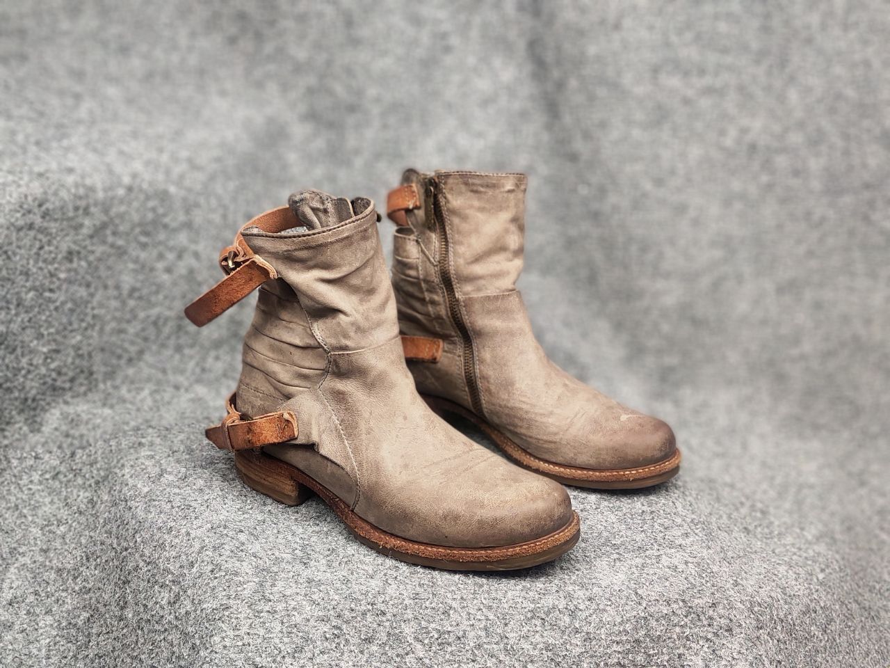 A.S.98 A.S.98 Design mummy Leather faded Ankle Zip Strap Boots Size US 9 / IT 39 - 6 Thumbnail