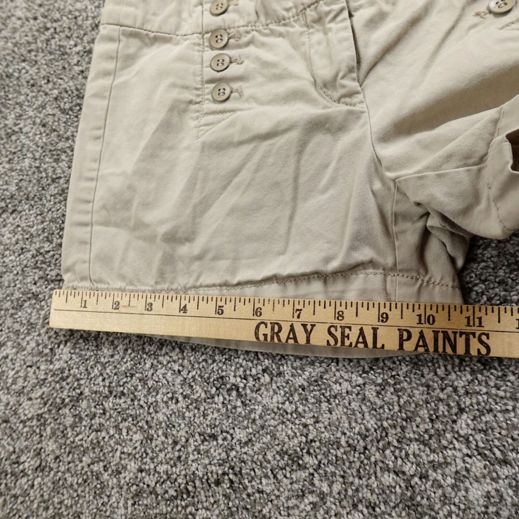 Ann Taylor Ann Taylor Loft Shorts Womens 0 Beige Khaki Chino Shortie Low Rise Preppy Size 25" / US 0 / IT 36 - 2 Thumbnail