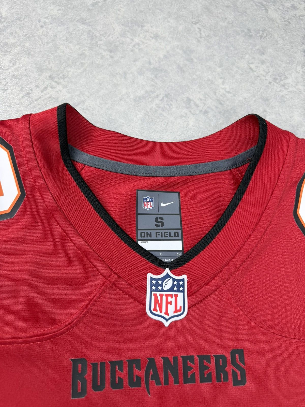 NFL Nike NFL Tampa Bay Buccaneers #22 Jersey Red On Field Size S Size US S / EU 44-46 / 1 - 5 Thumbnail
