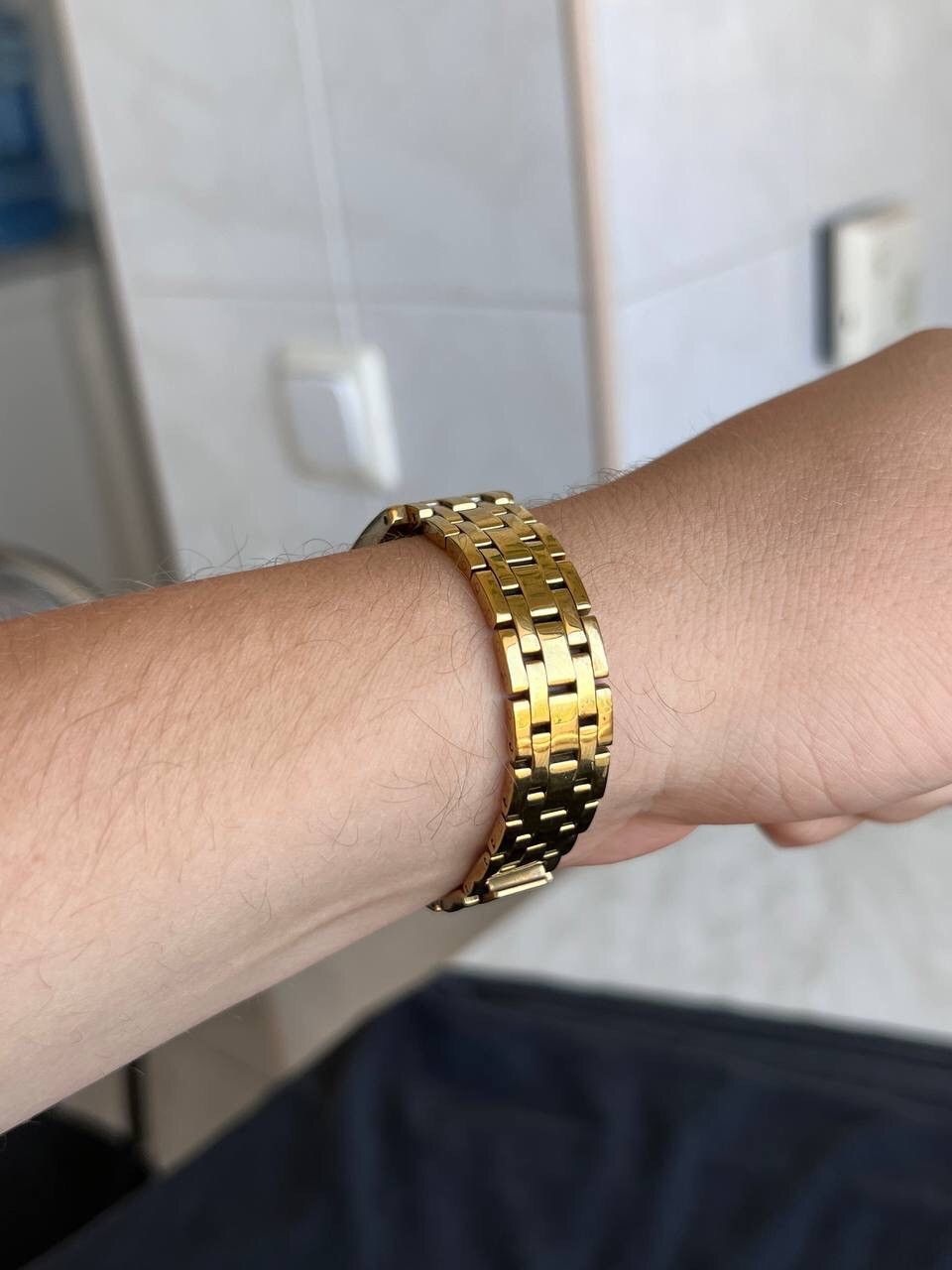 Japanese Brand Vintage Japanese style futuristic Form Tank Gold Link Watch Size ONE SIZE - 11 Thumbnail