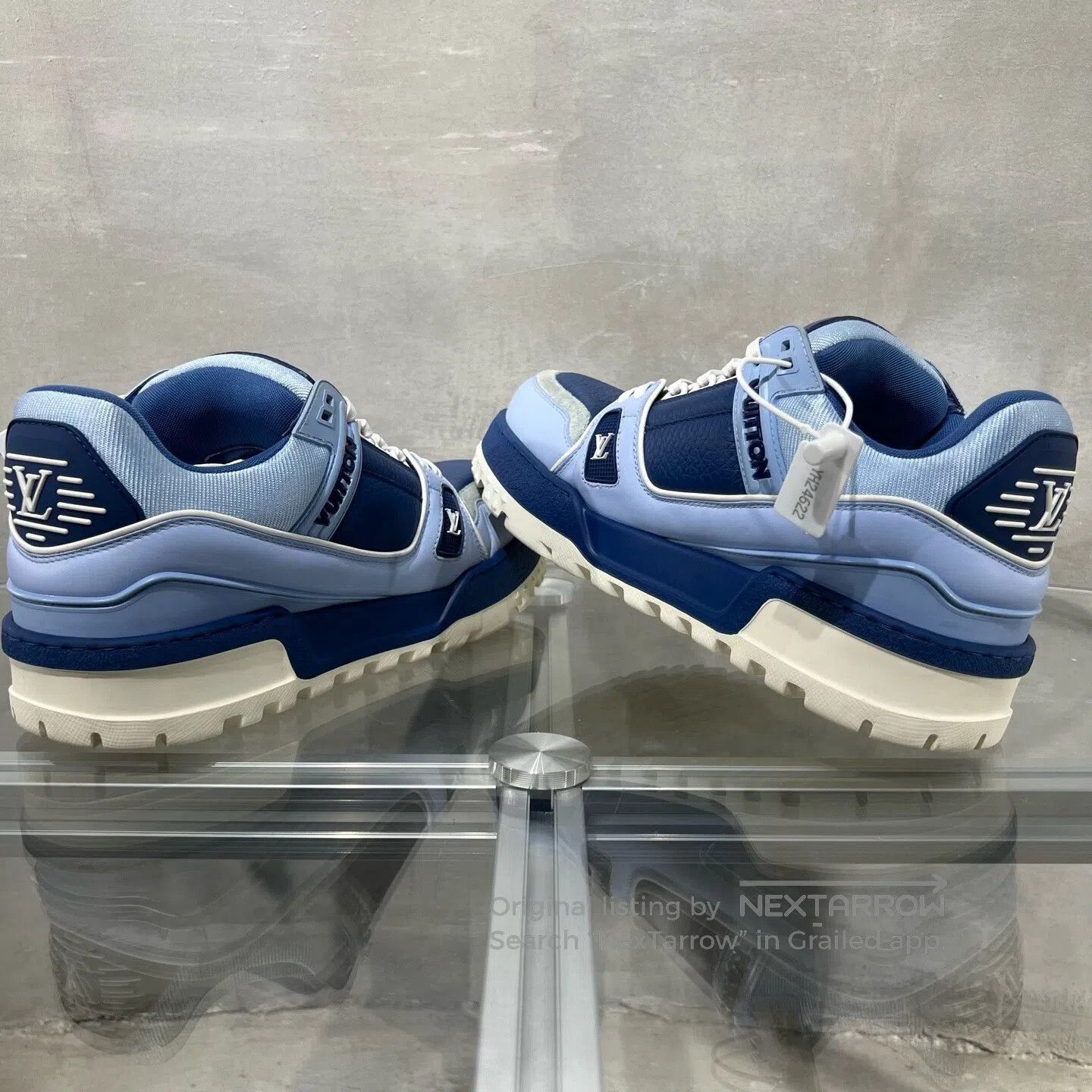 Louis Vuitton Louis Vuitton Trainer Gradient Blue Lipstick shoes Size US 7.5 / EU 40-41 - 5 Thumbnail