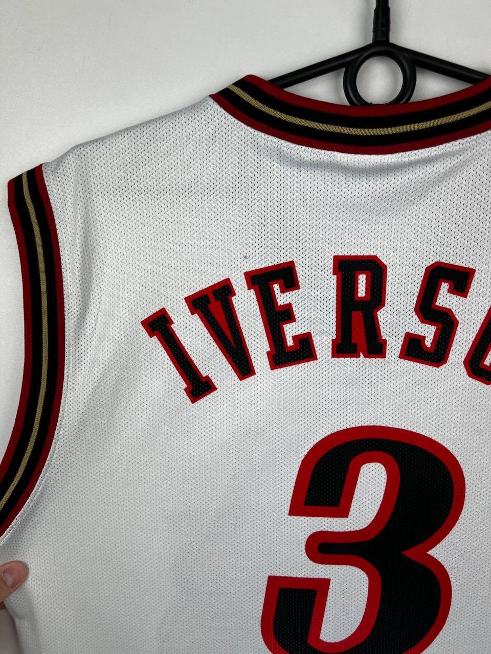 Champion × Vintage Sixers Iverson Champion NBA jersey t-shirts size L Size US L / EU 52-54 / 3 - 10 Thumbnail