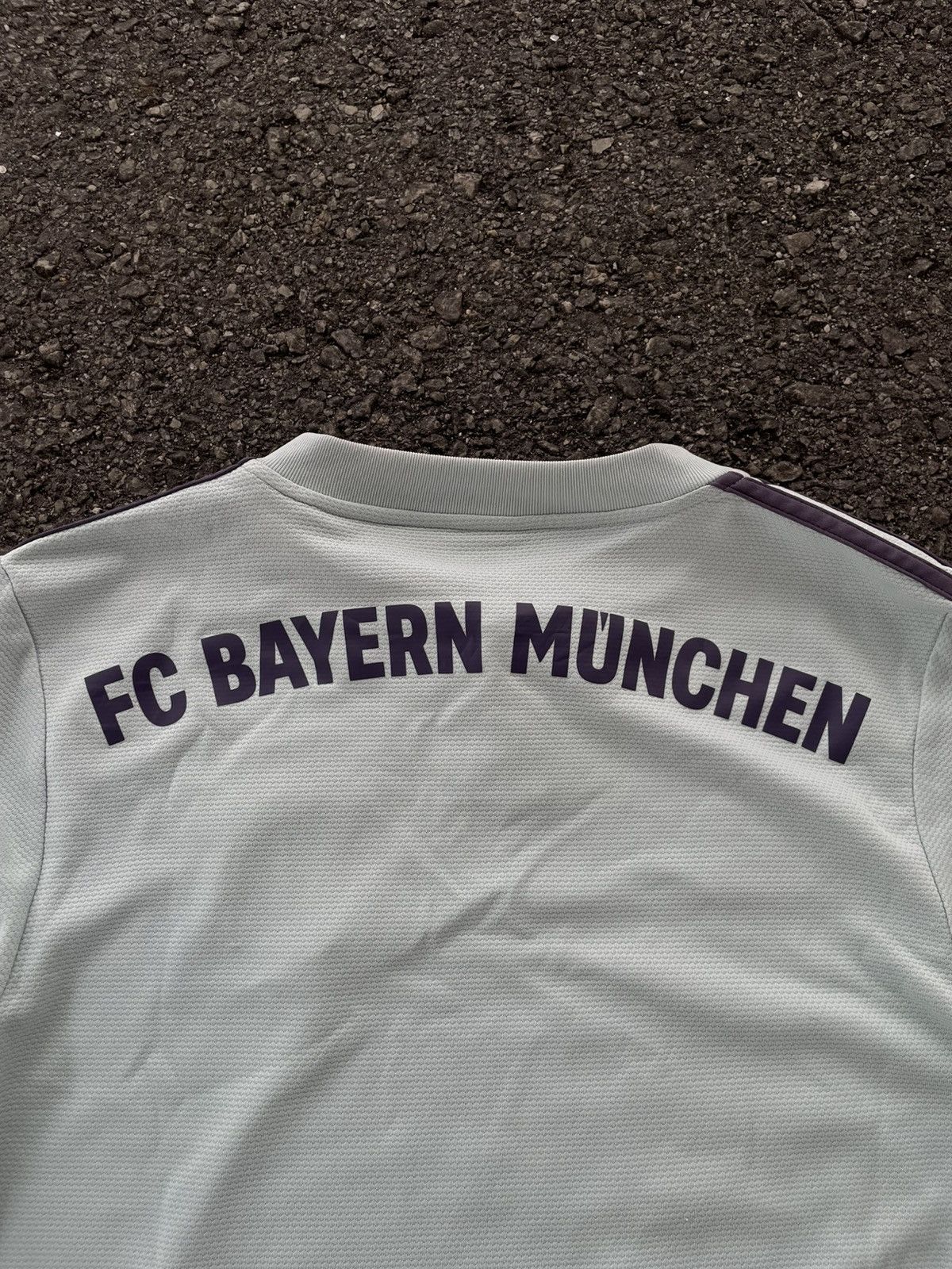 Adidas adidas FC Bayern Munchen away 2018/2019 Size US XS / EU 42 / 0 - 9 Thumbnail