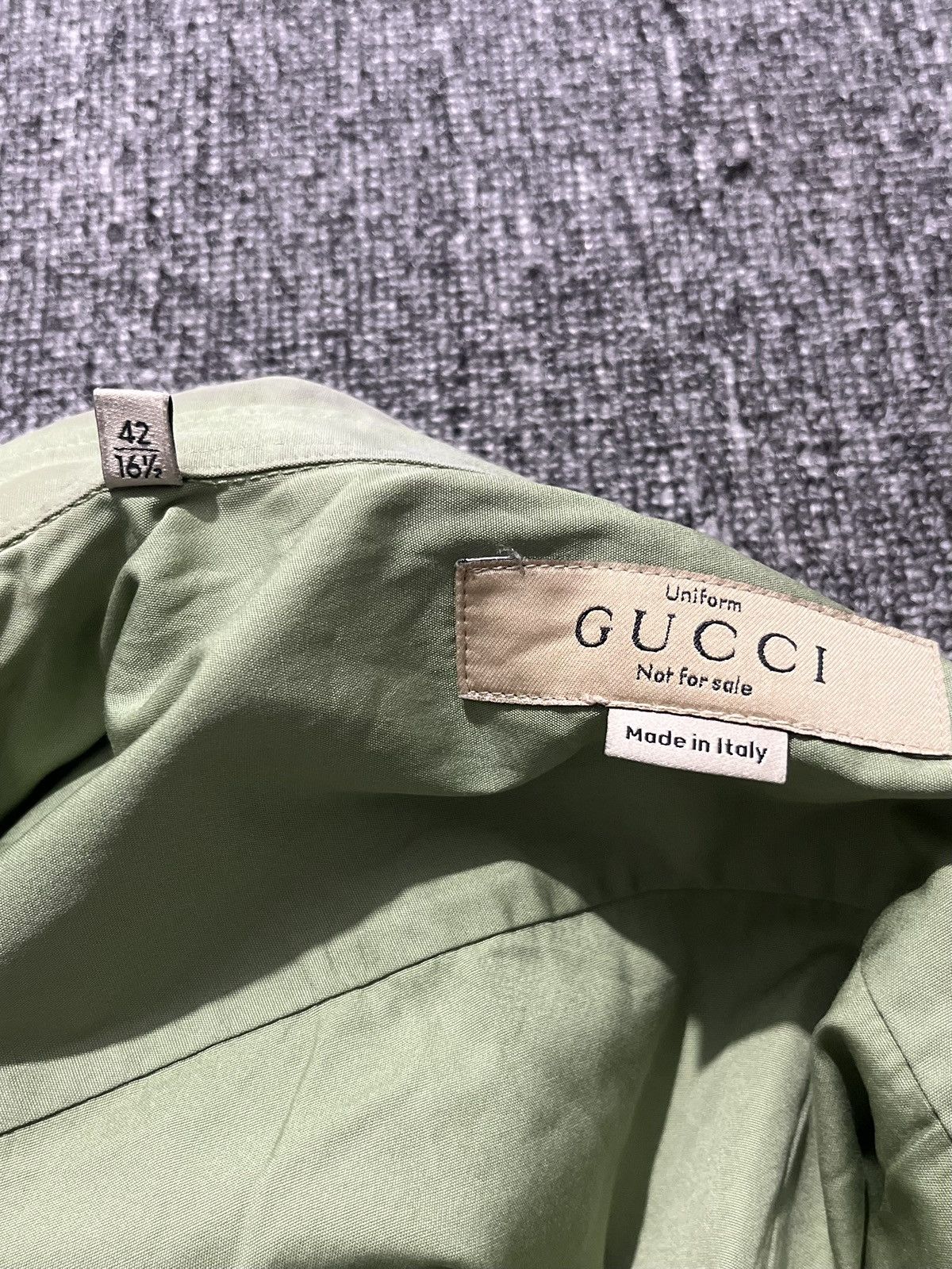 Gucci Rare! Gucci uniform shirt button Size US L / EU 52-54 / 3 - 7 Thumbnail