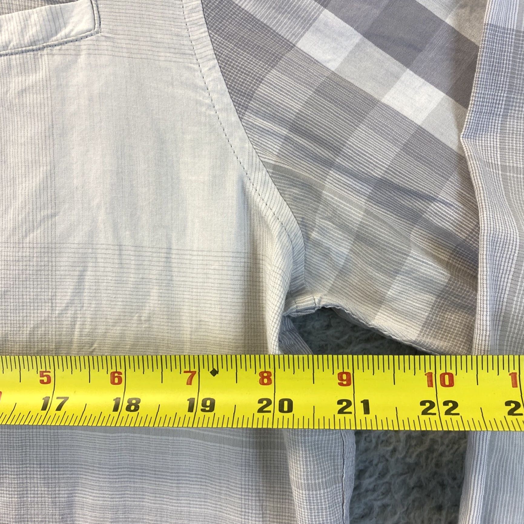 Guess Guess Men's Long Sleeve Dress Shirt L Gray Cotton Check Western 100% Cotton Button-Up Size 42R - 6 Thumbnail