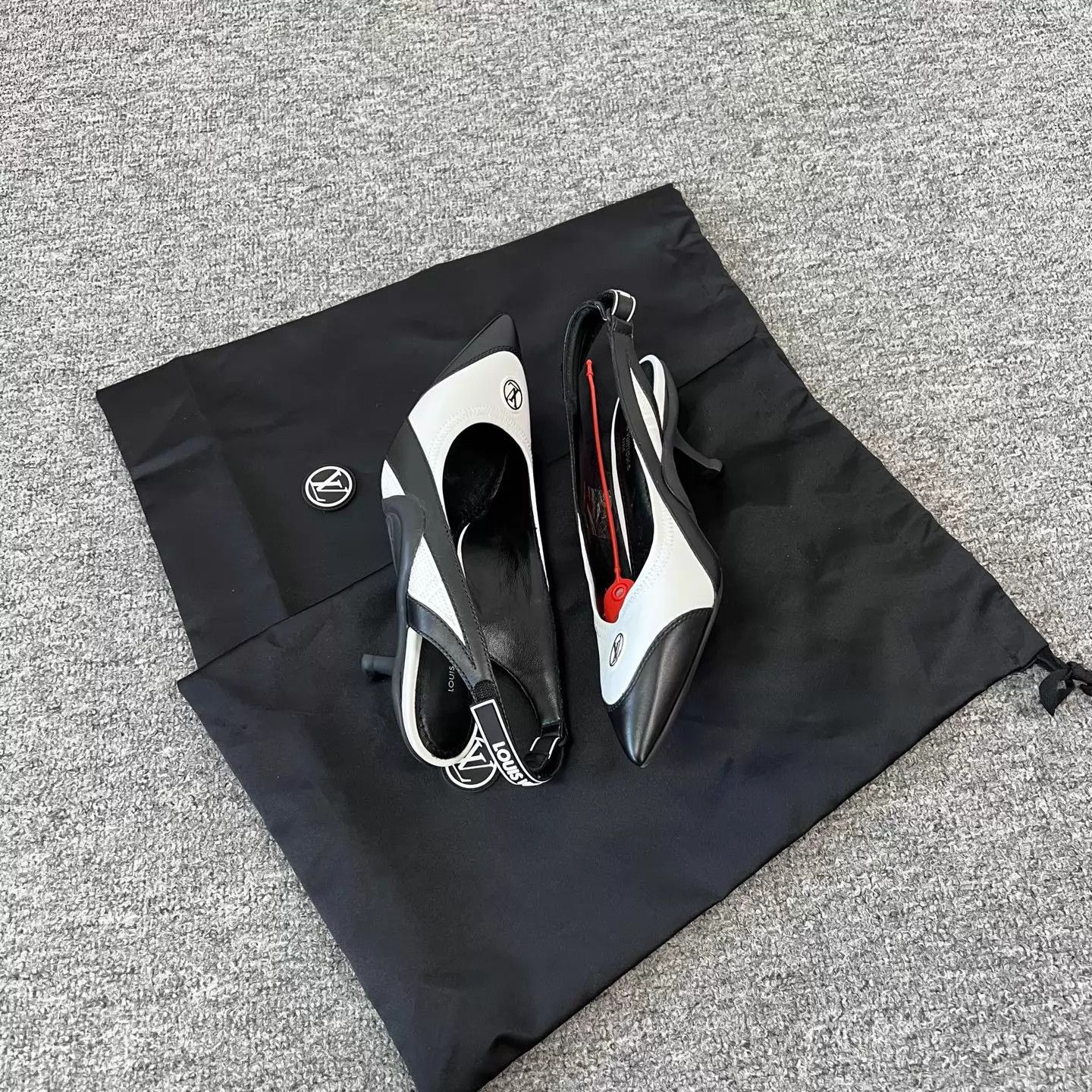Louis Vuitton LV Archlight Black & White Color Block Heels Size US 5.5 / IT 35.5 - 4 Thumbnail