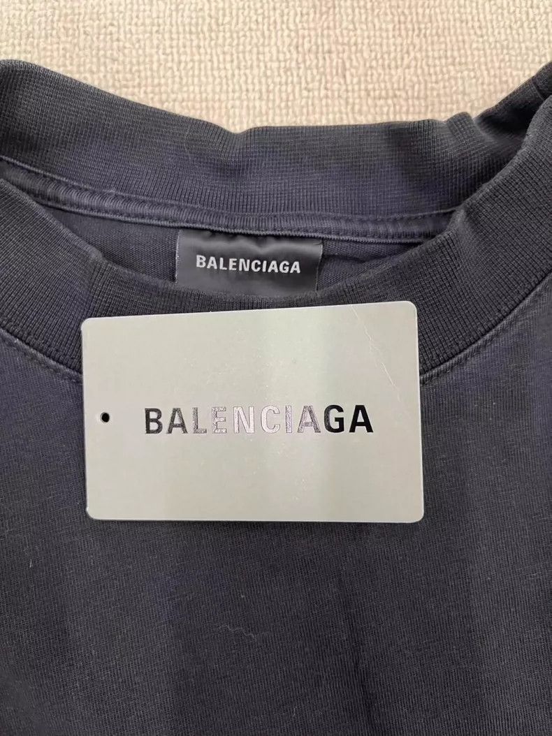 Balenciaga Balenciaga Reversed printed monogram short sleeves Size US XL / EU 56 / 4 - 3 Thumbnail